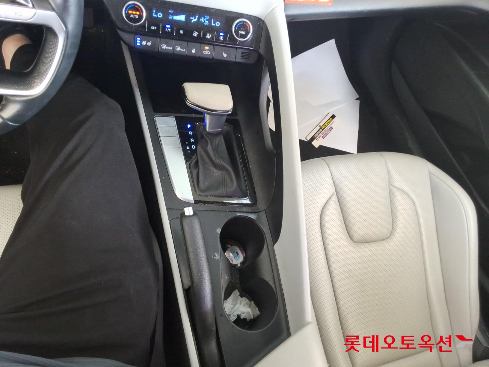 2021 - hyundai avante