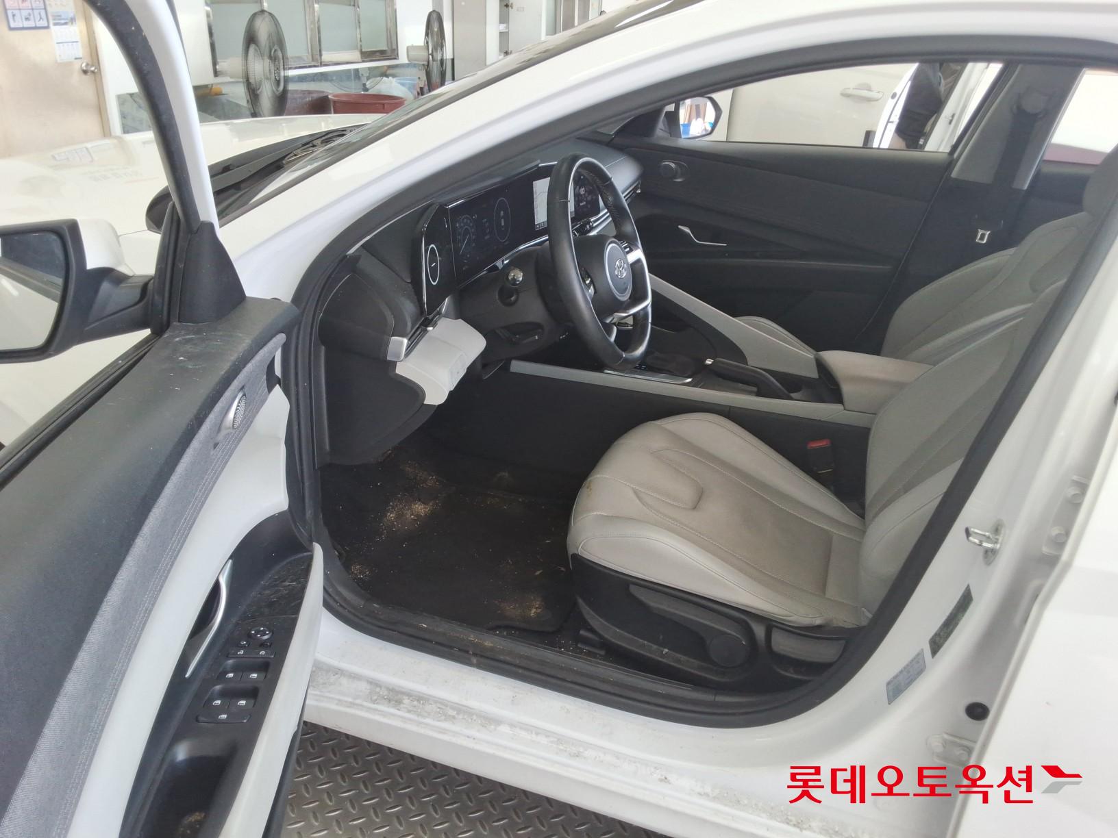 2021 - hyundai avante