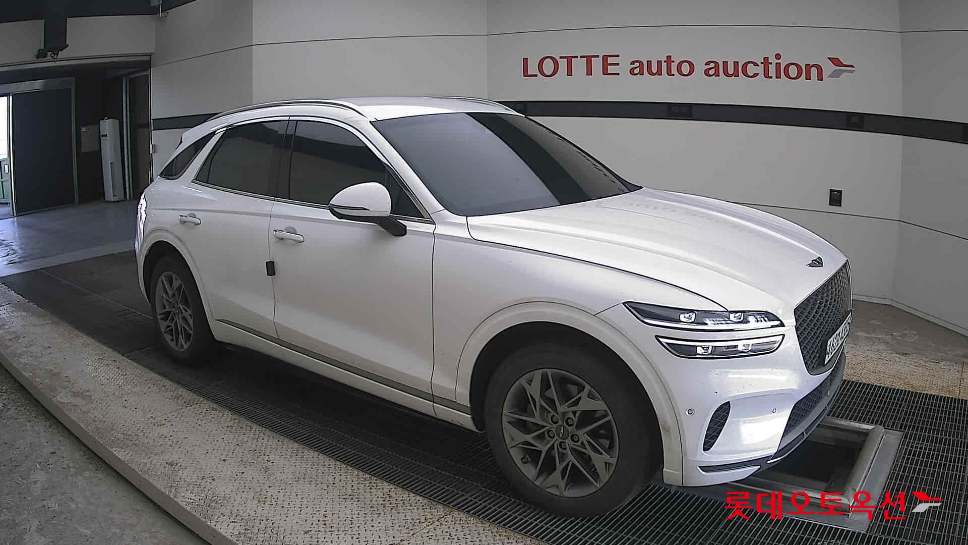 جينيسيس Gv70 2021 — صورة 18