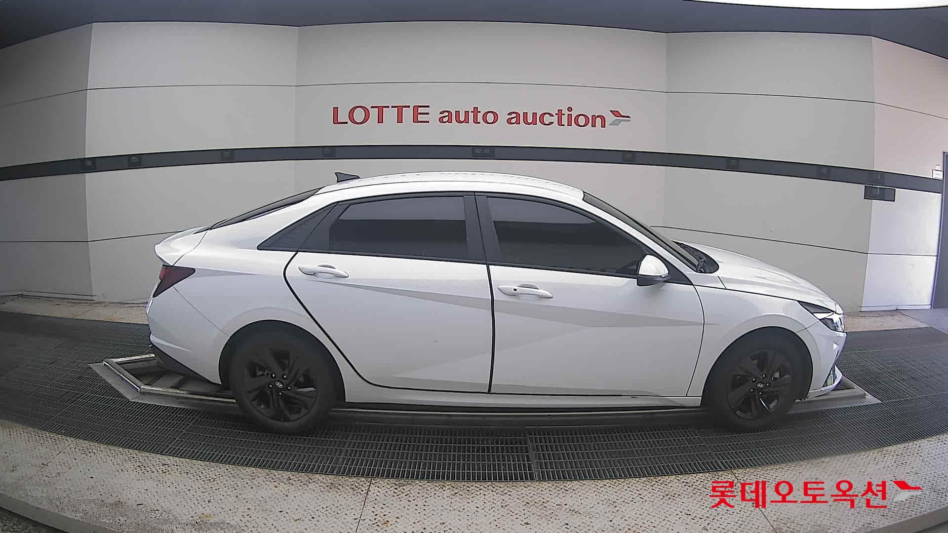 2022 - hyundai avante
