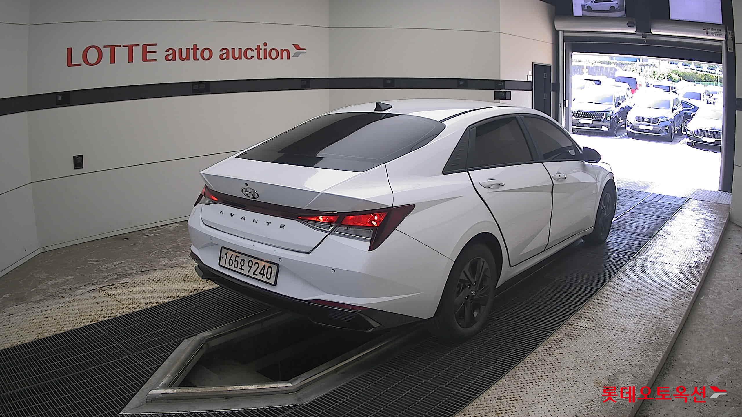 2022 - hyundai avante
