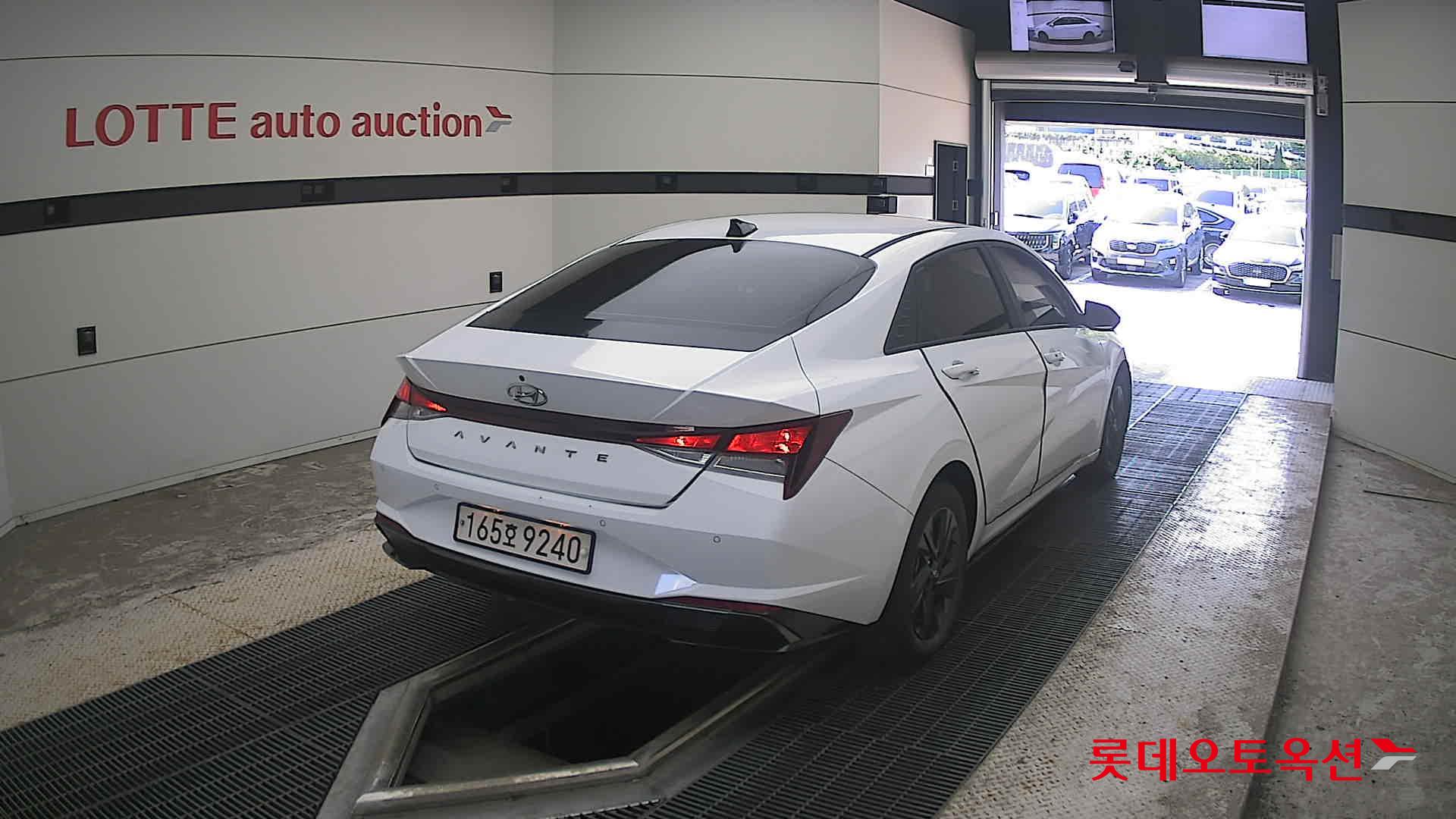 2022 - hyundai avante