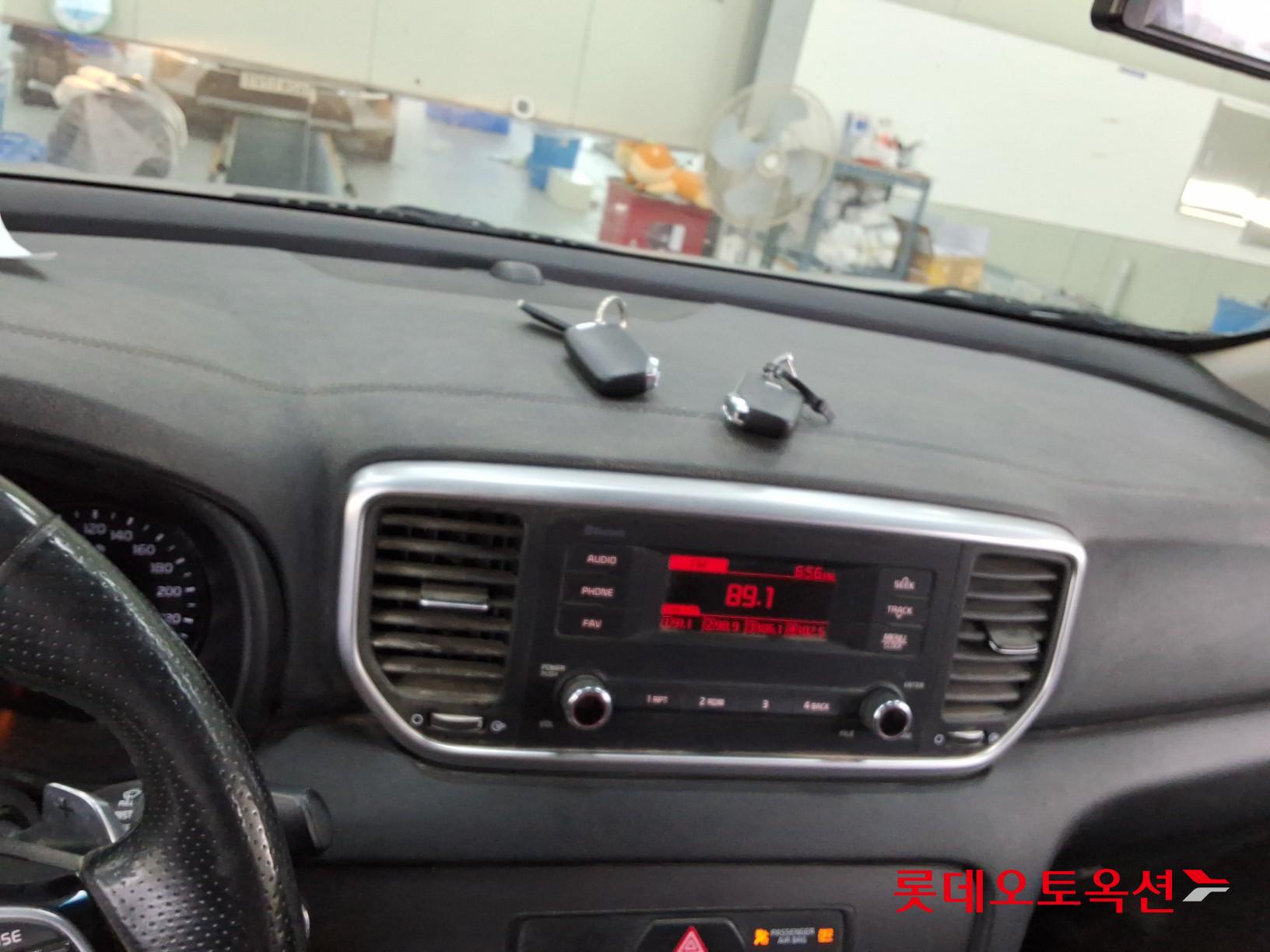 2021 - kia sportage