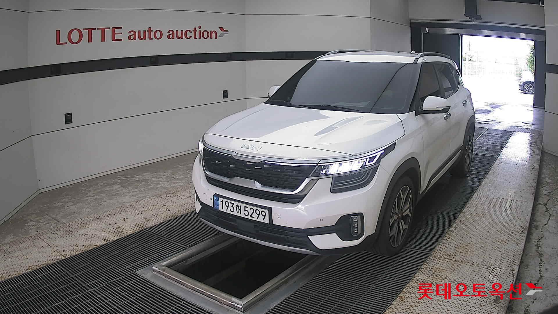 2023 - kia seltos