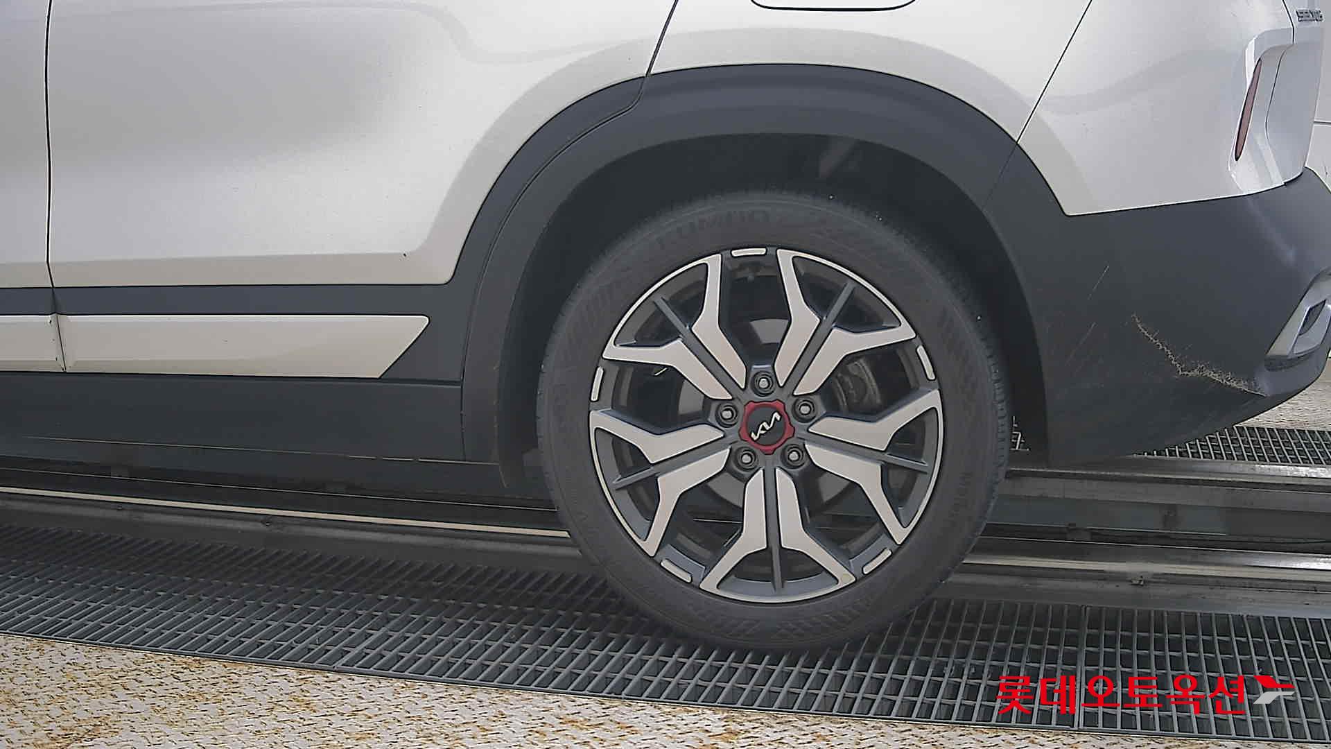 2023 - kia seltos