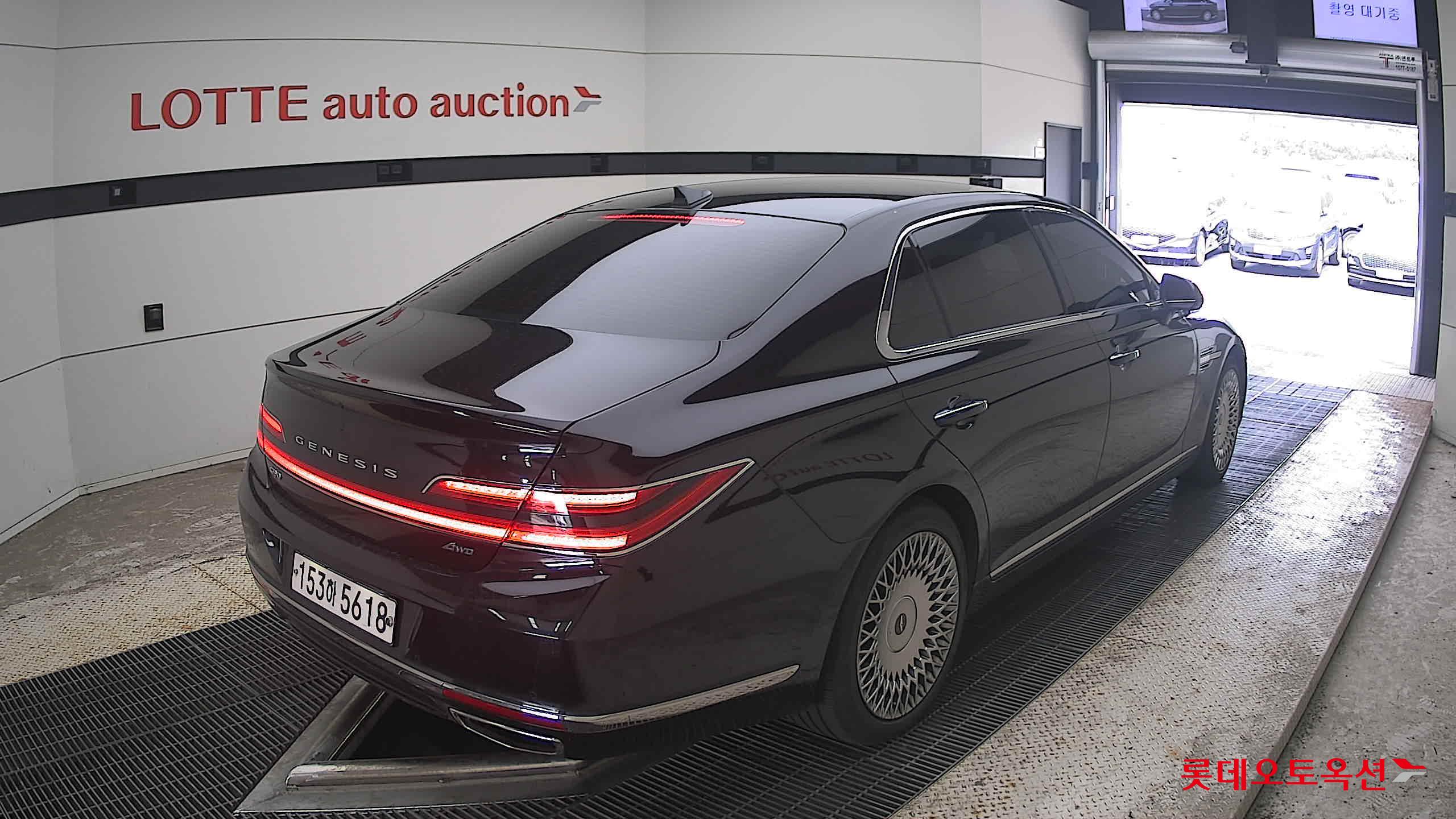 2021 - genesis g90