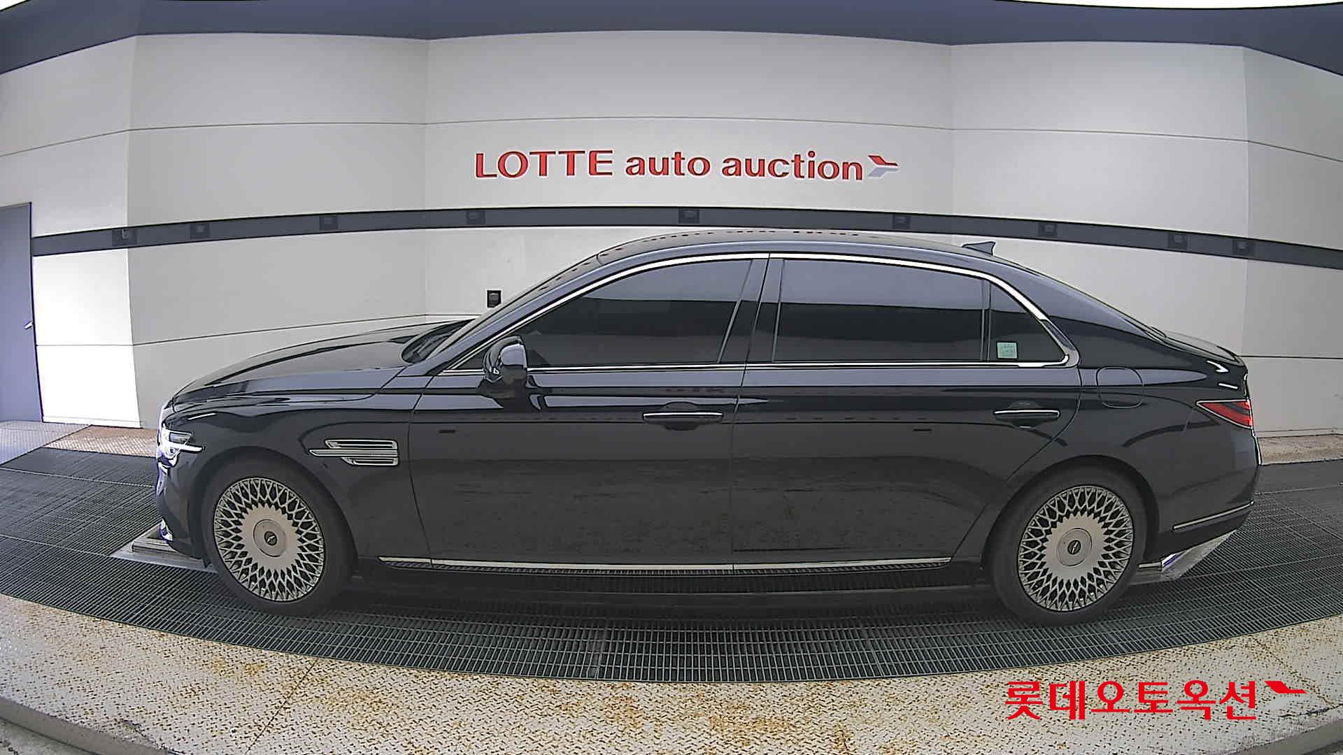 2021 - genesis g90