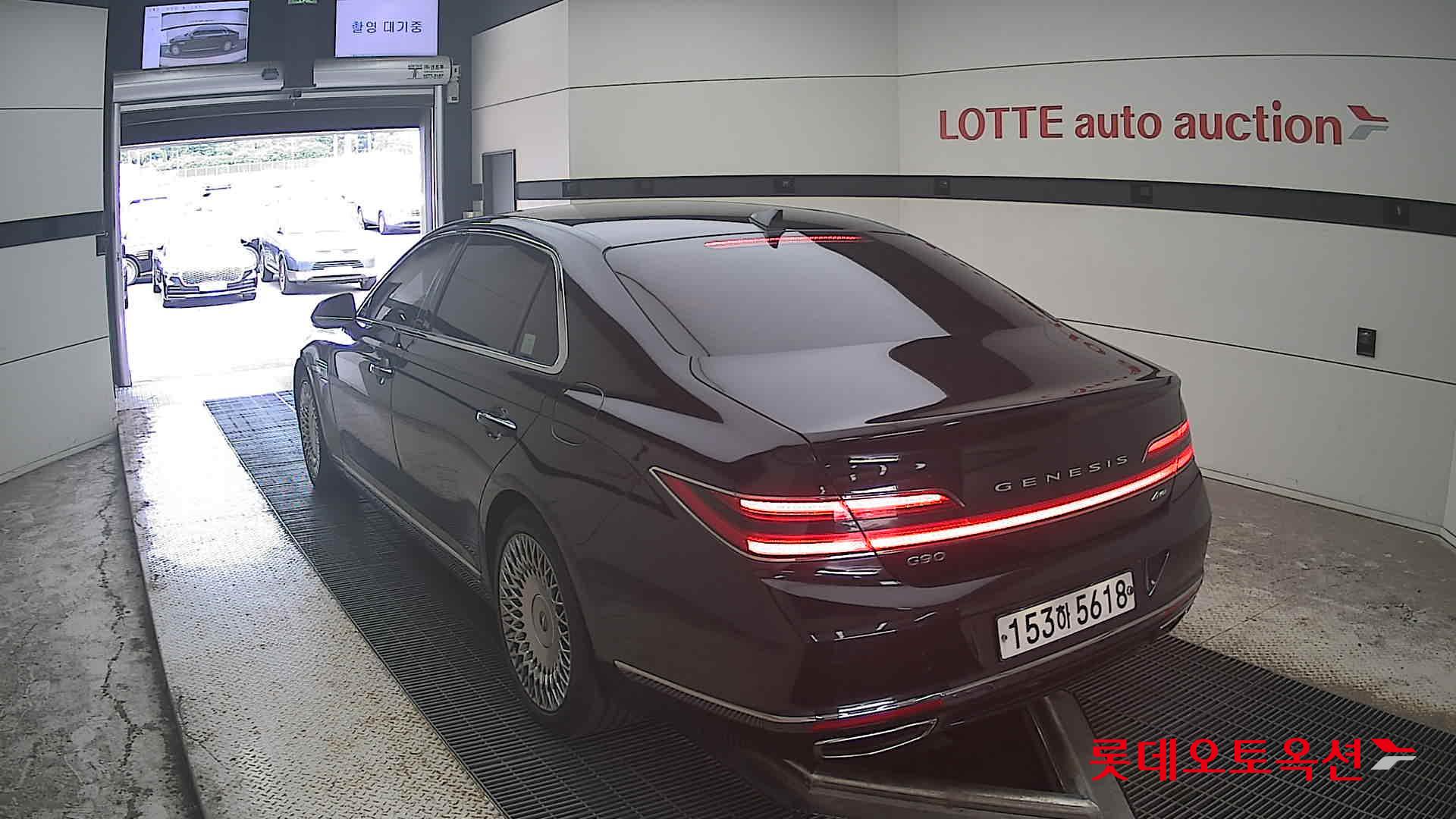 2021 - genesis g90