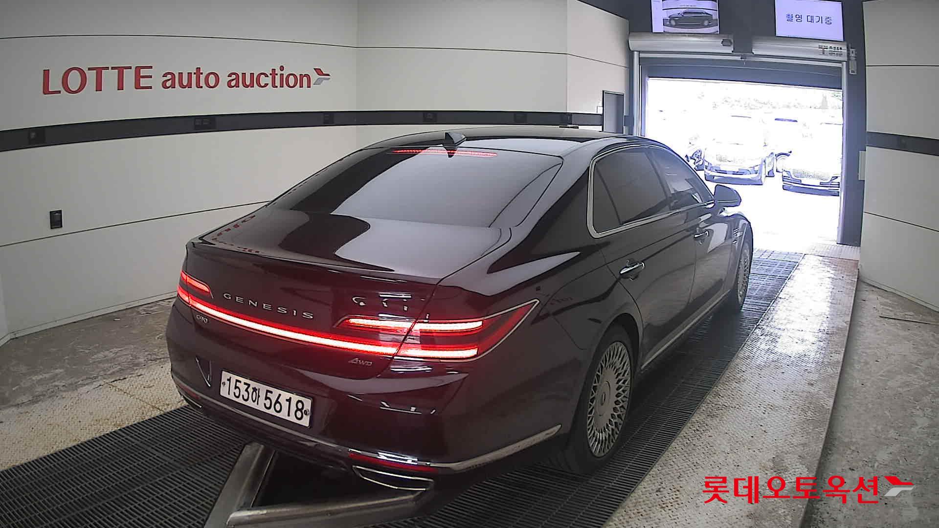 2021 - genesis g90