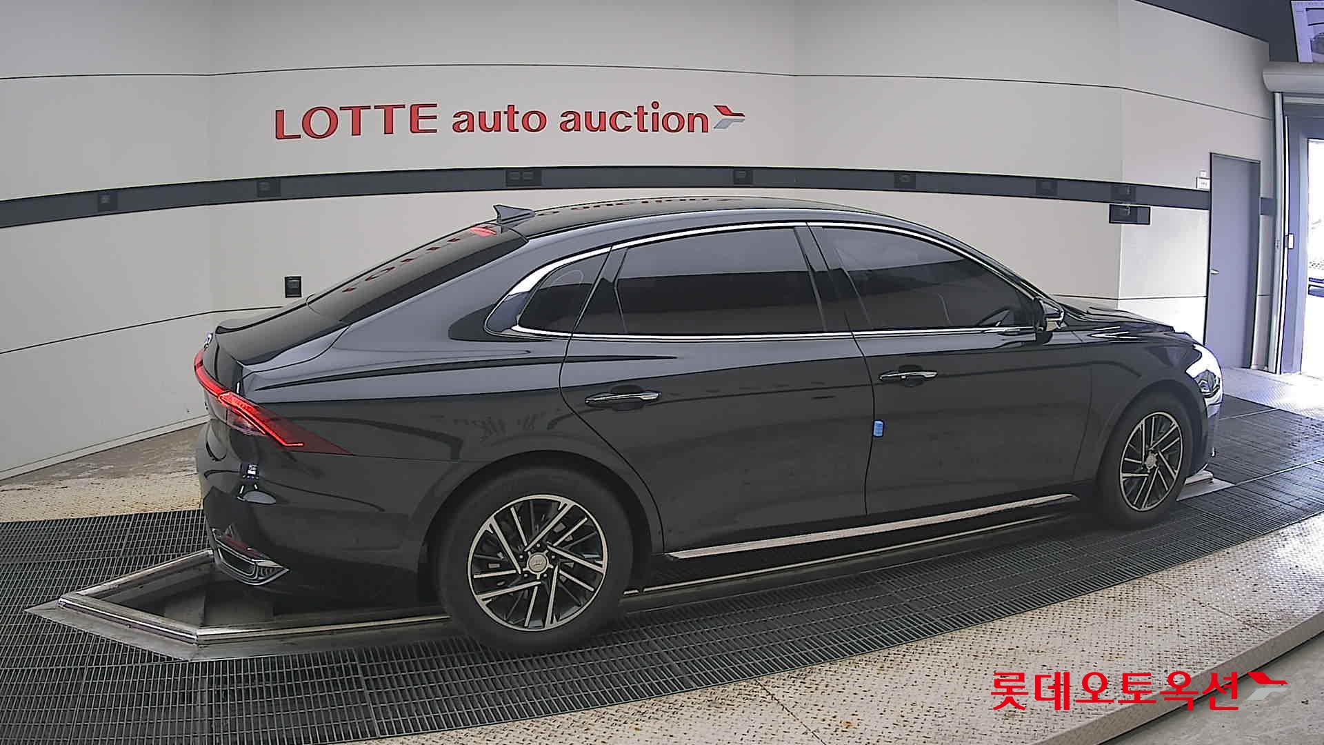 2020 - hyundai grandeur