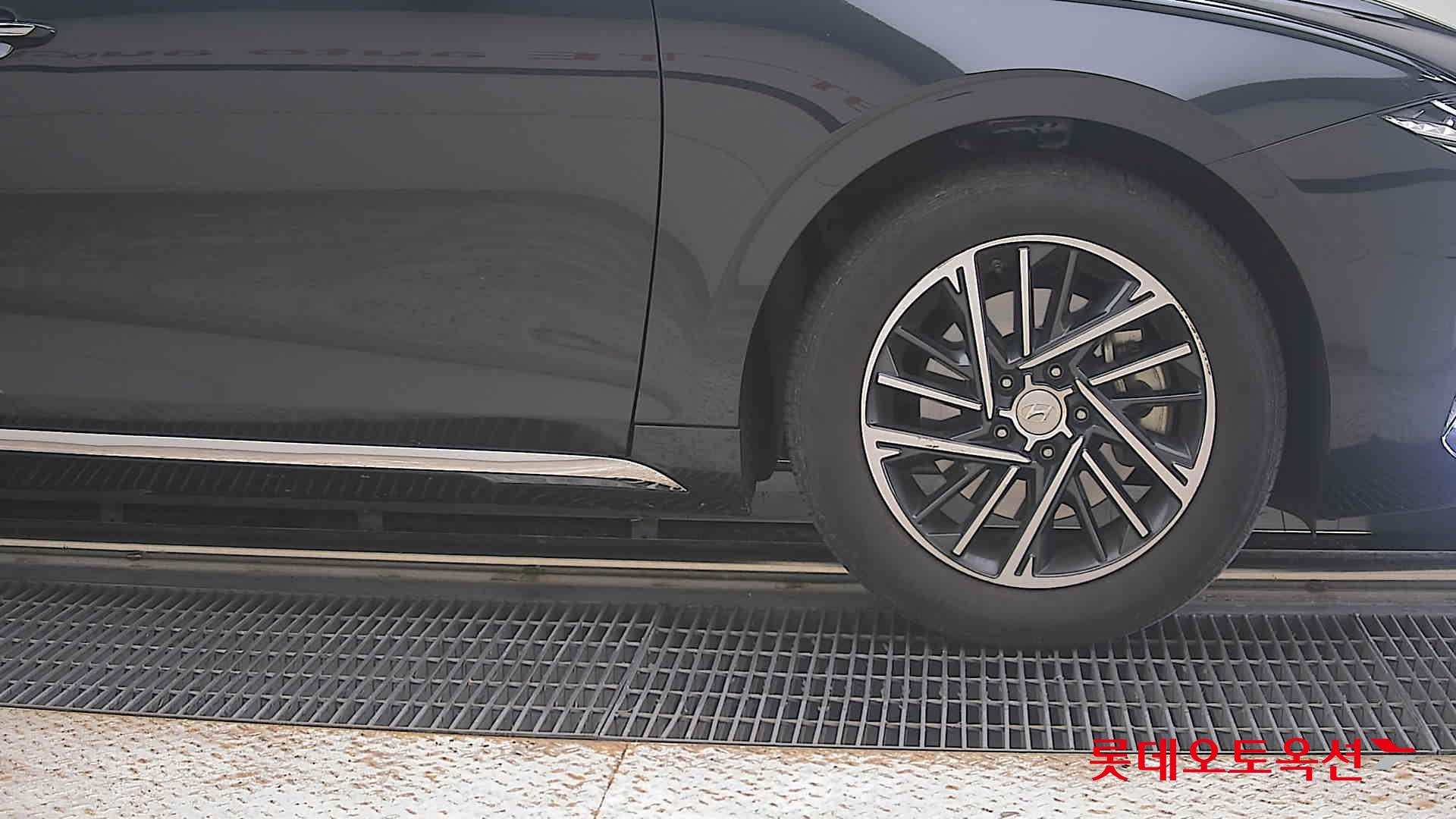 2020 - hyundai grandeur
