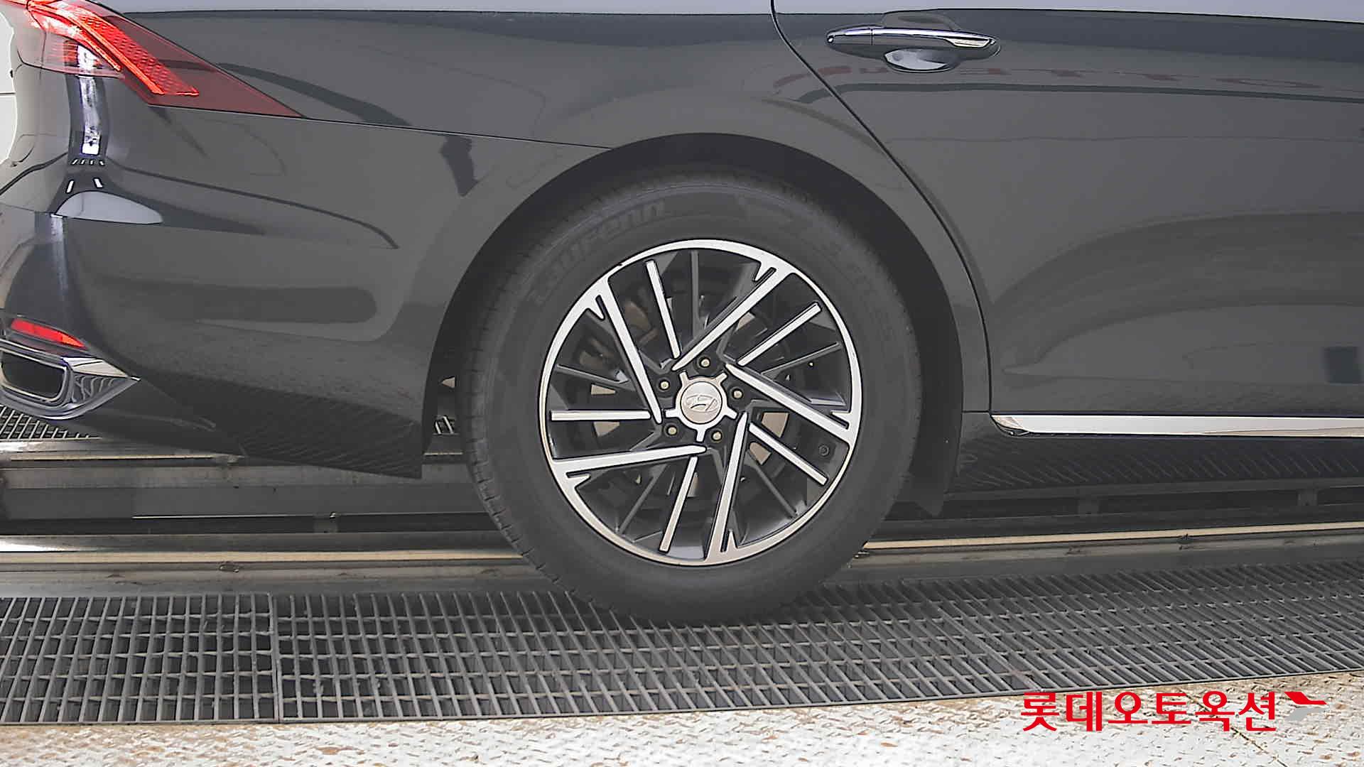 2020 - hyundai grandeur