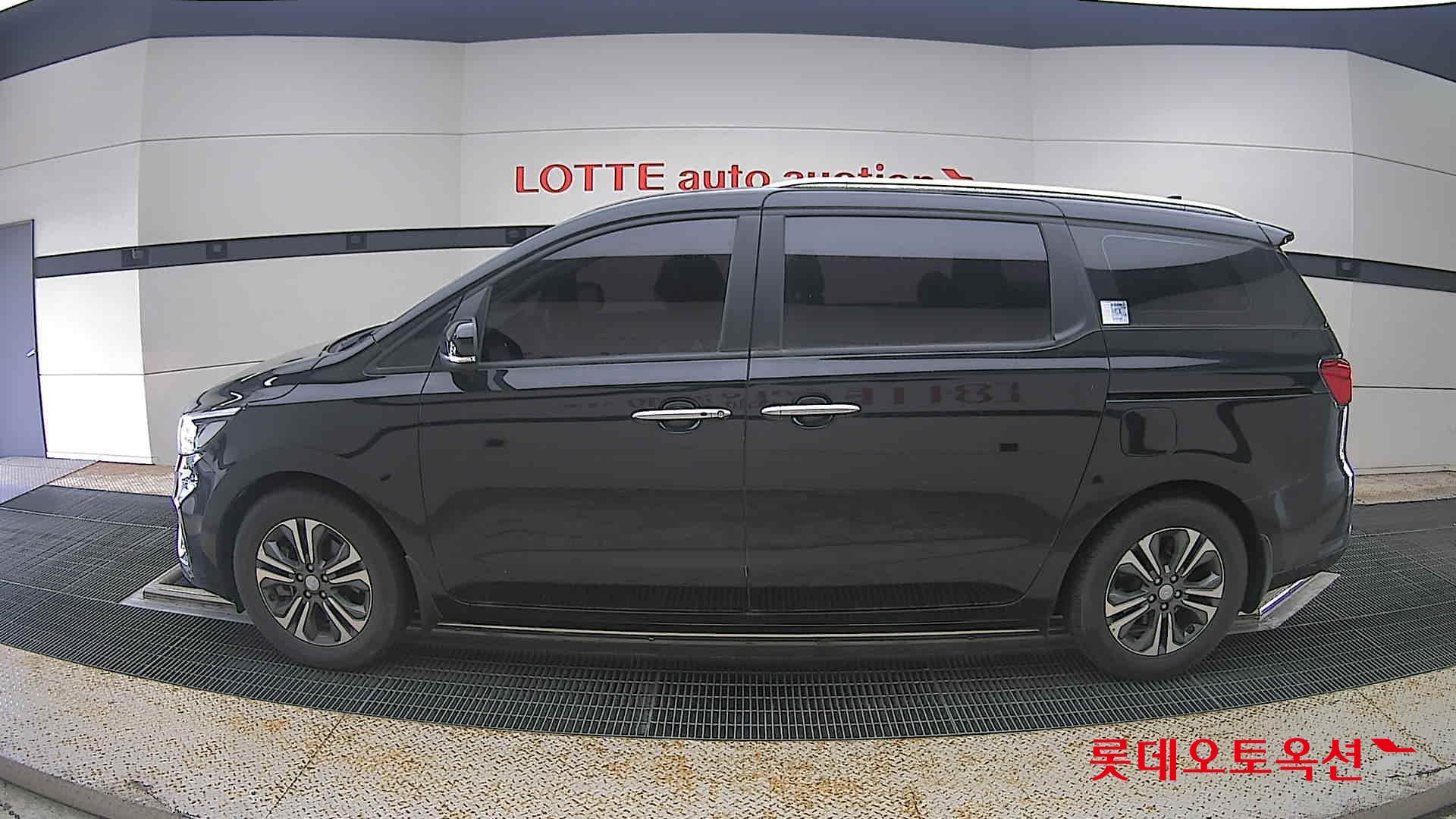 2019 - kia carnival