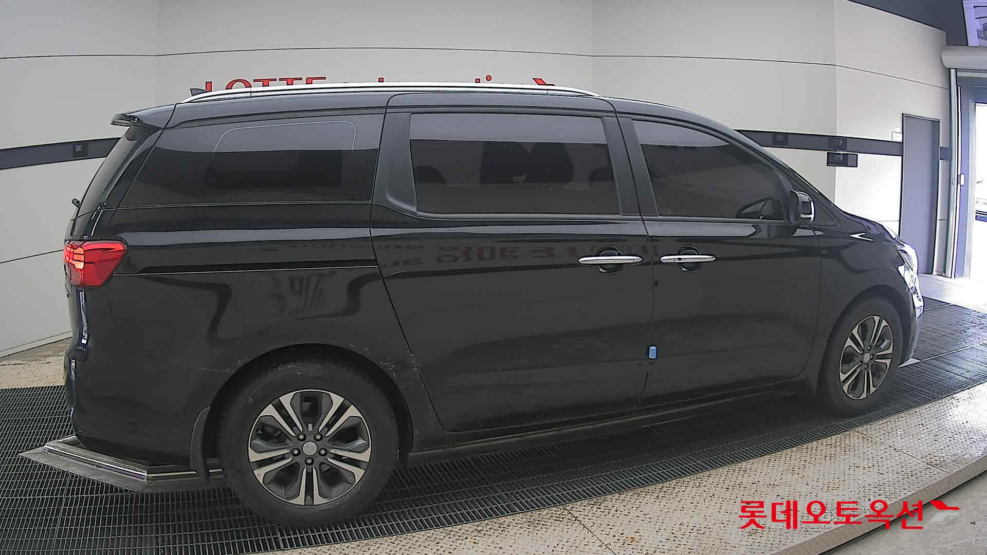 2019 - kia carnival
