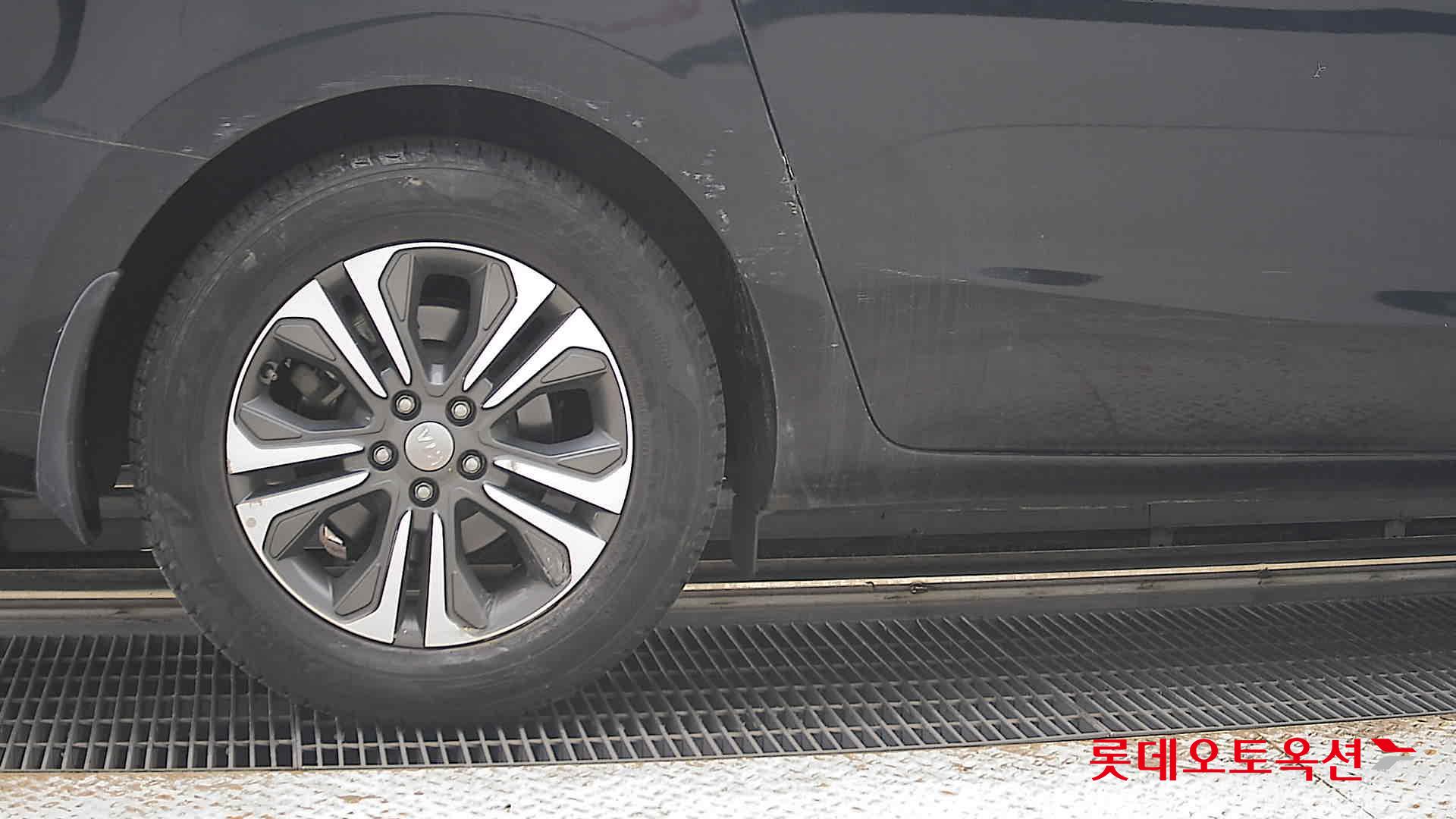 2019 - kia carnival