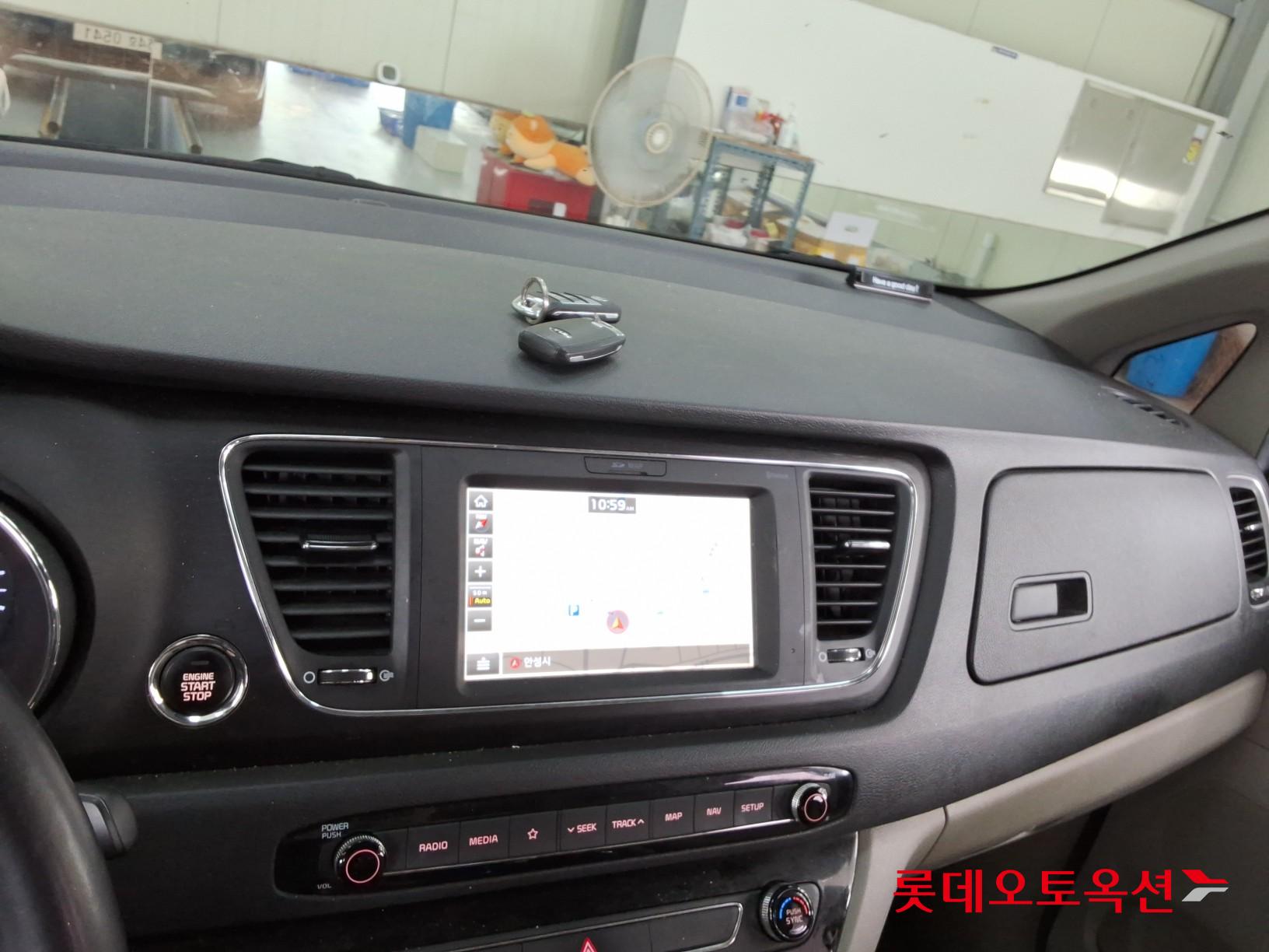 2019 - kia carnival