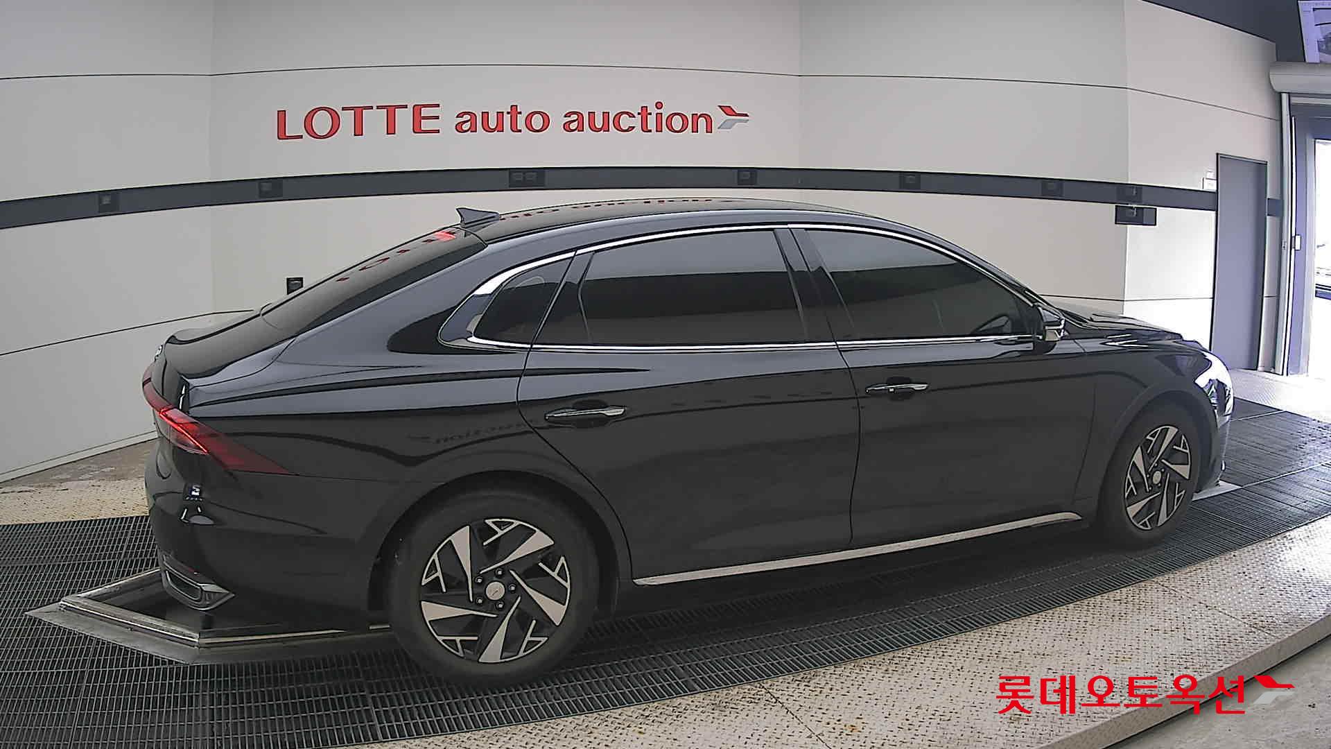 2020 - hyundai grandeur