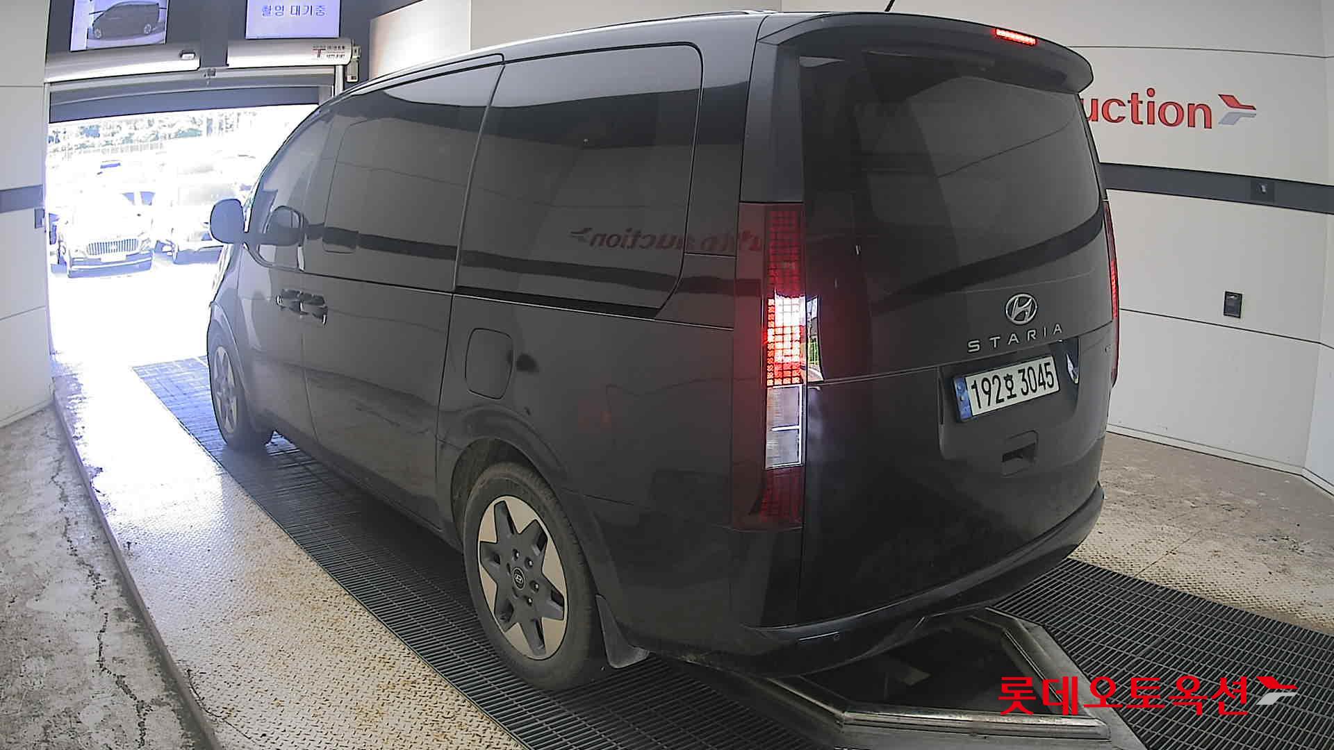 2022 - hyundai staria