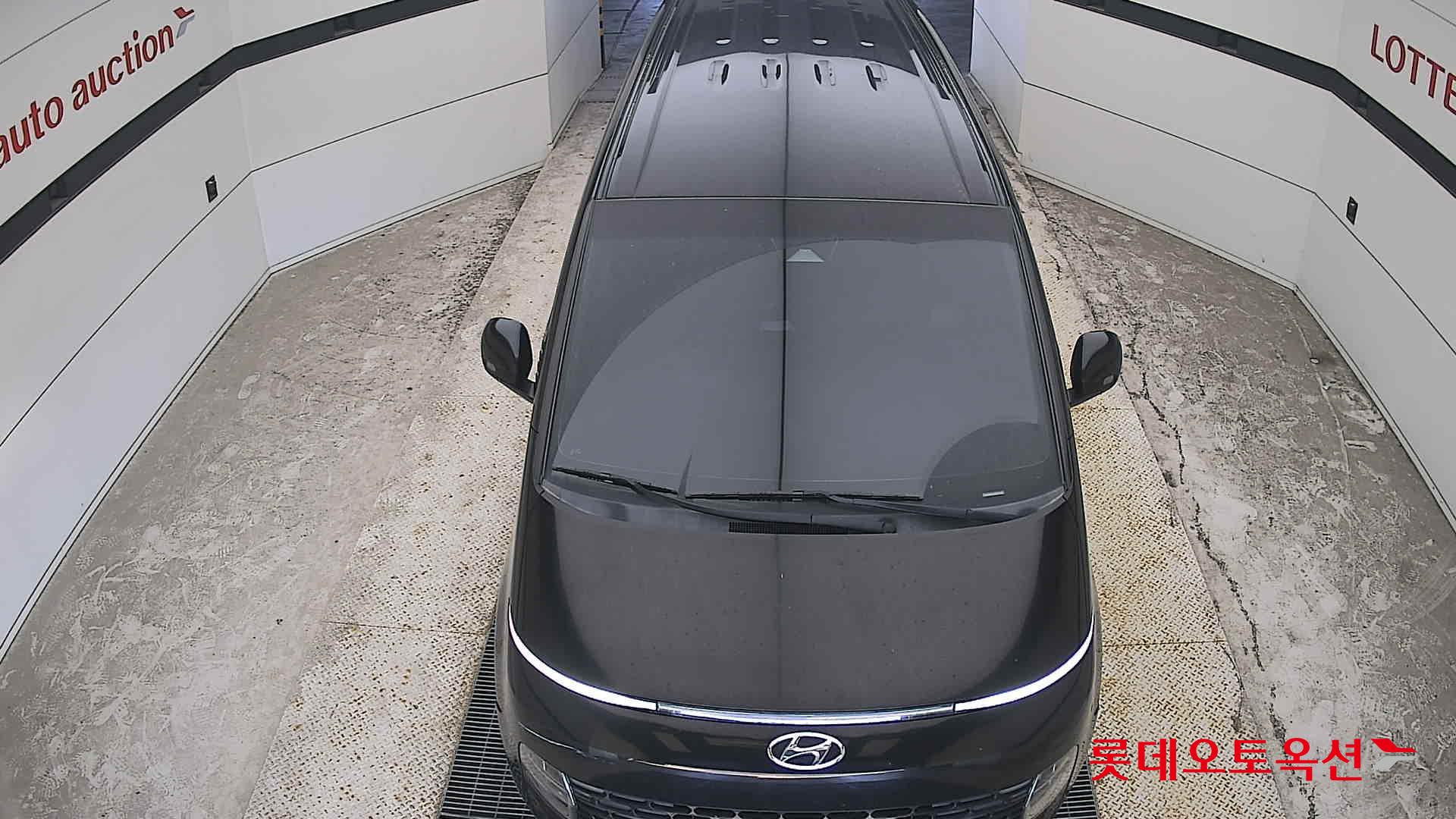 2022 - hyundai staria