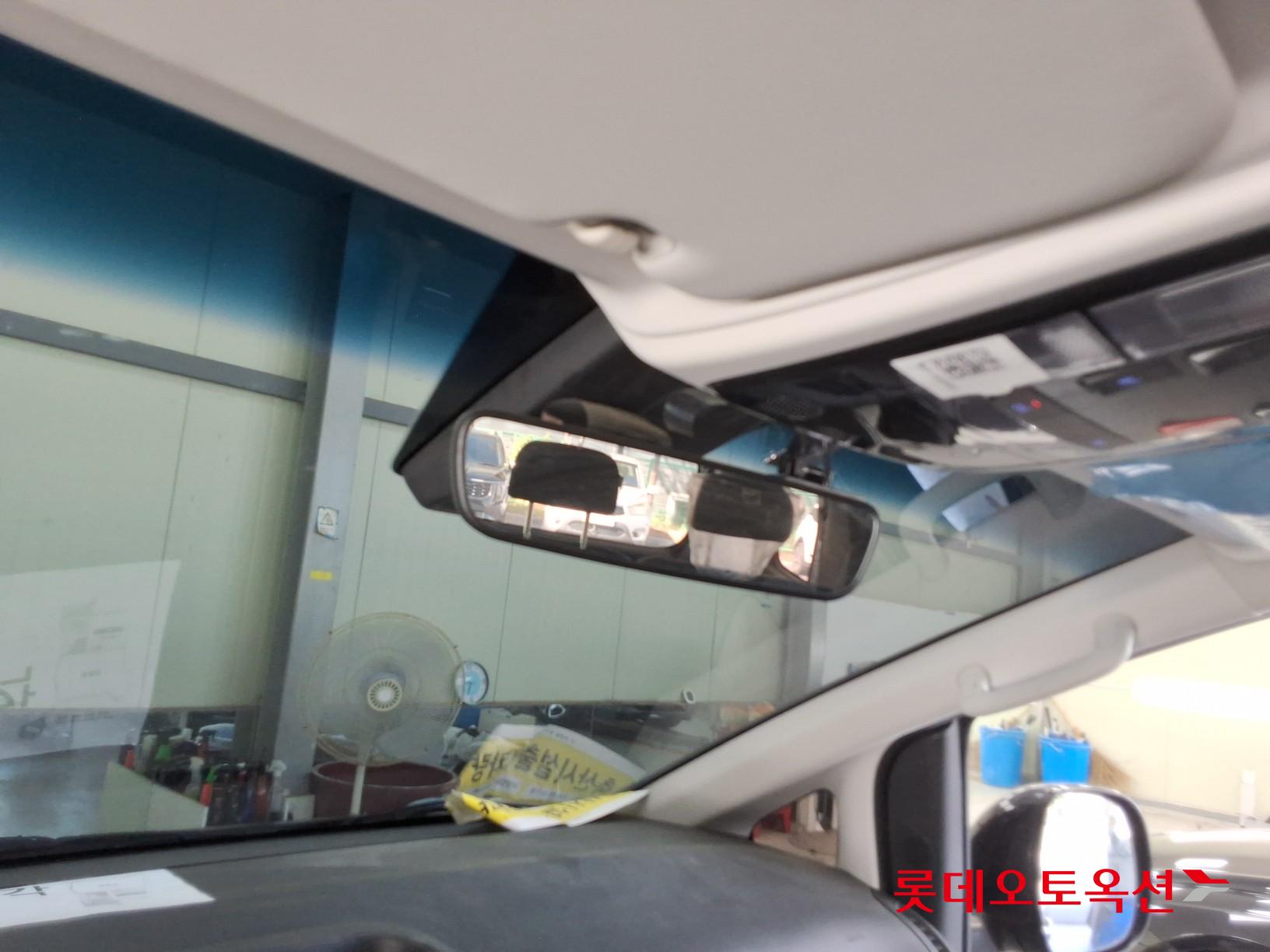 2022 - hyundai staria