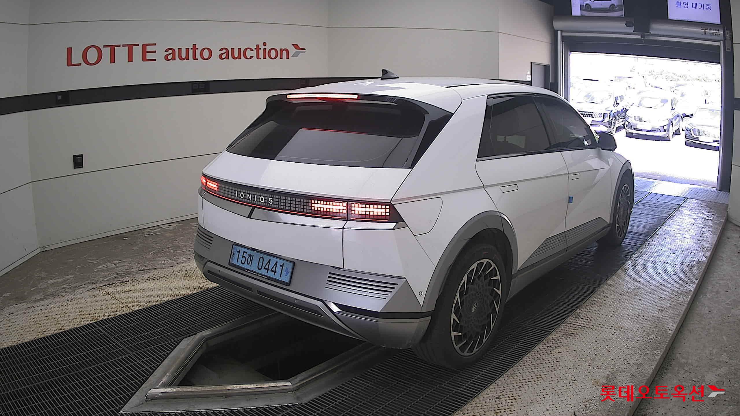2022 - hyundai ioniq
