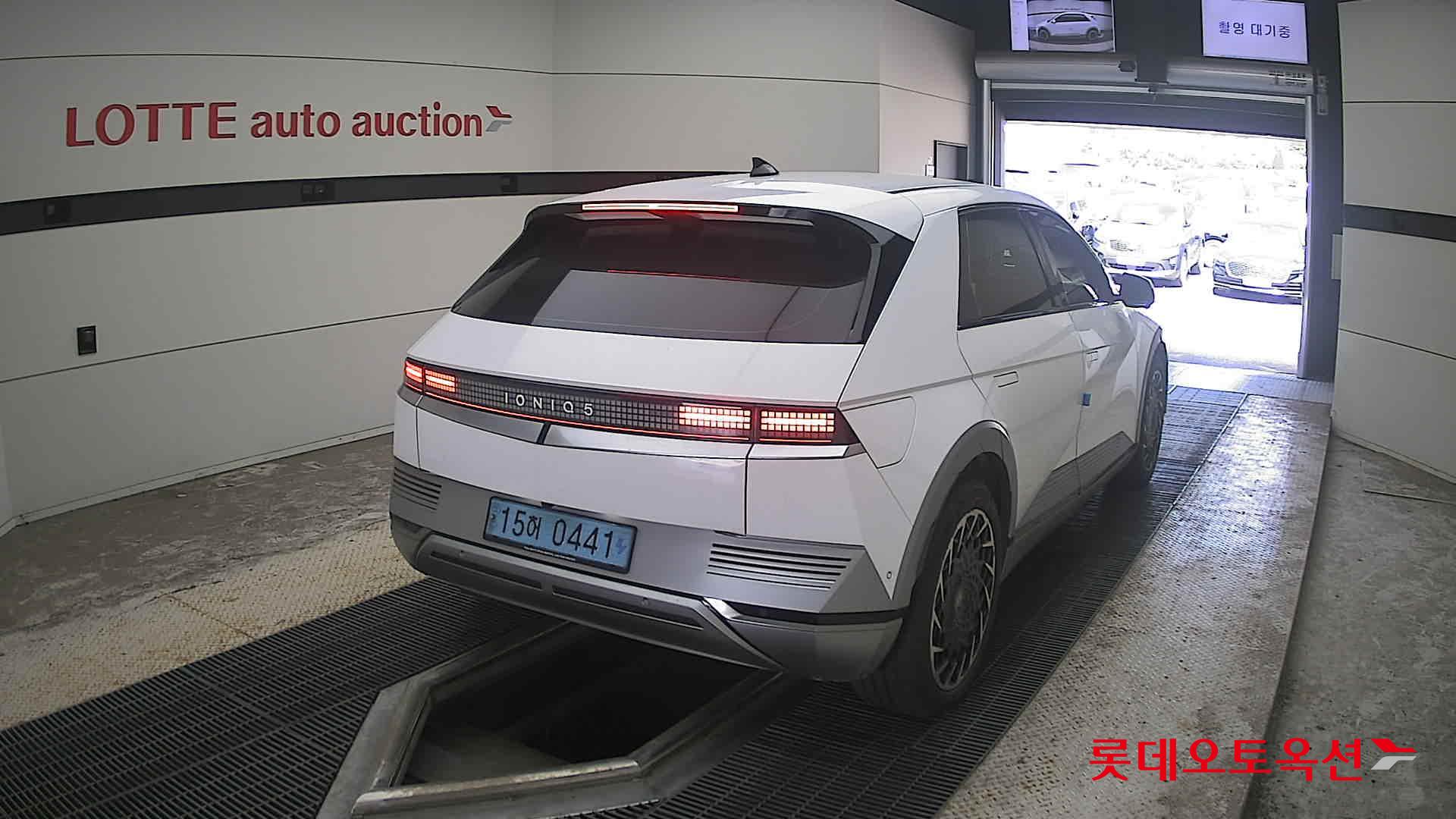 2022 - hyundai ioniq