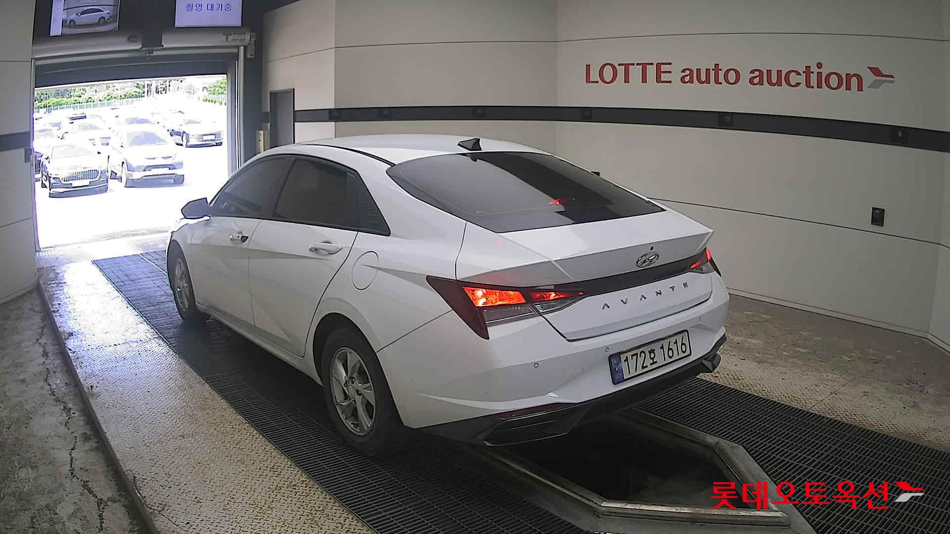 2023 - hyundai avante
