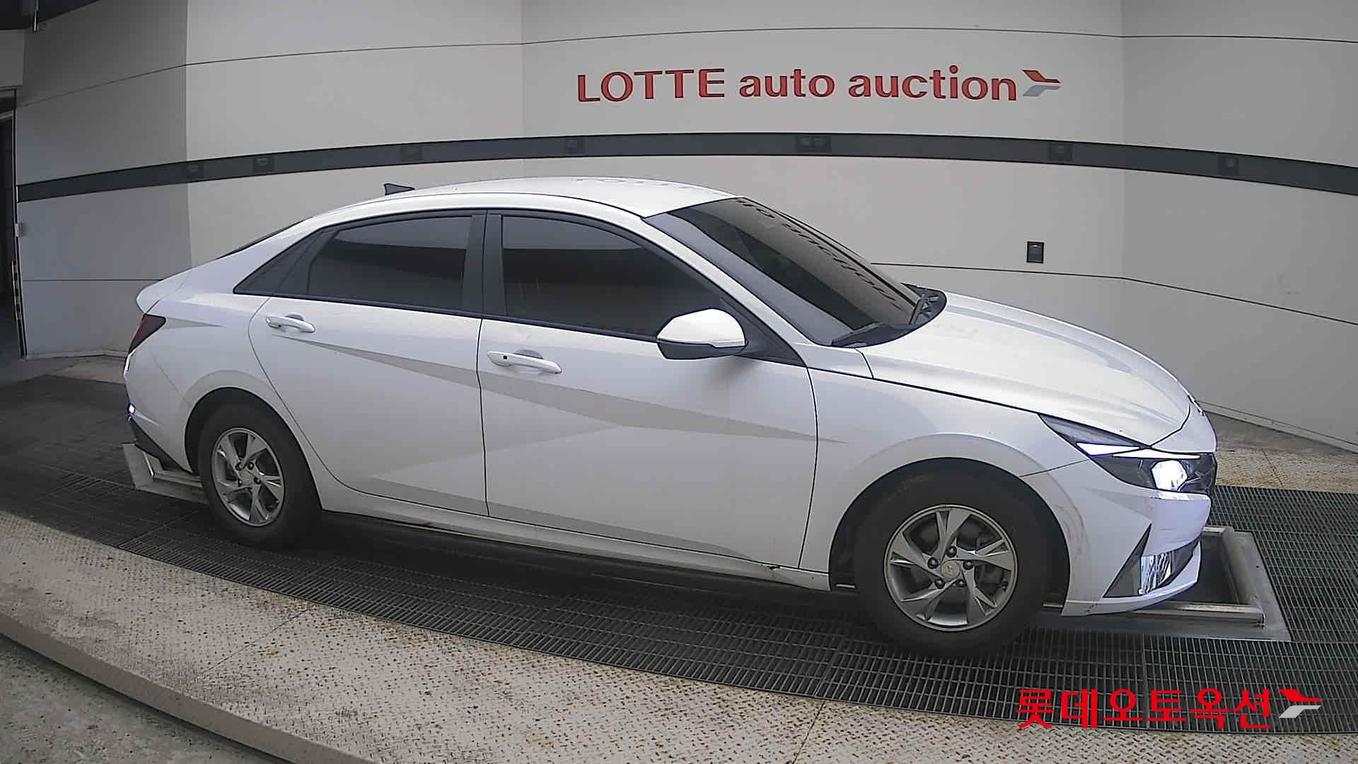 2023 - hyundai avante
