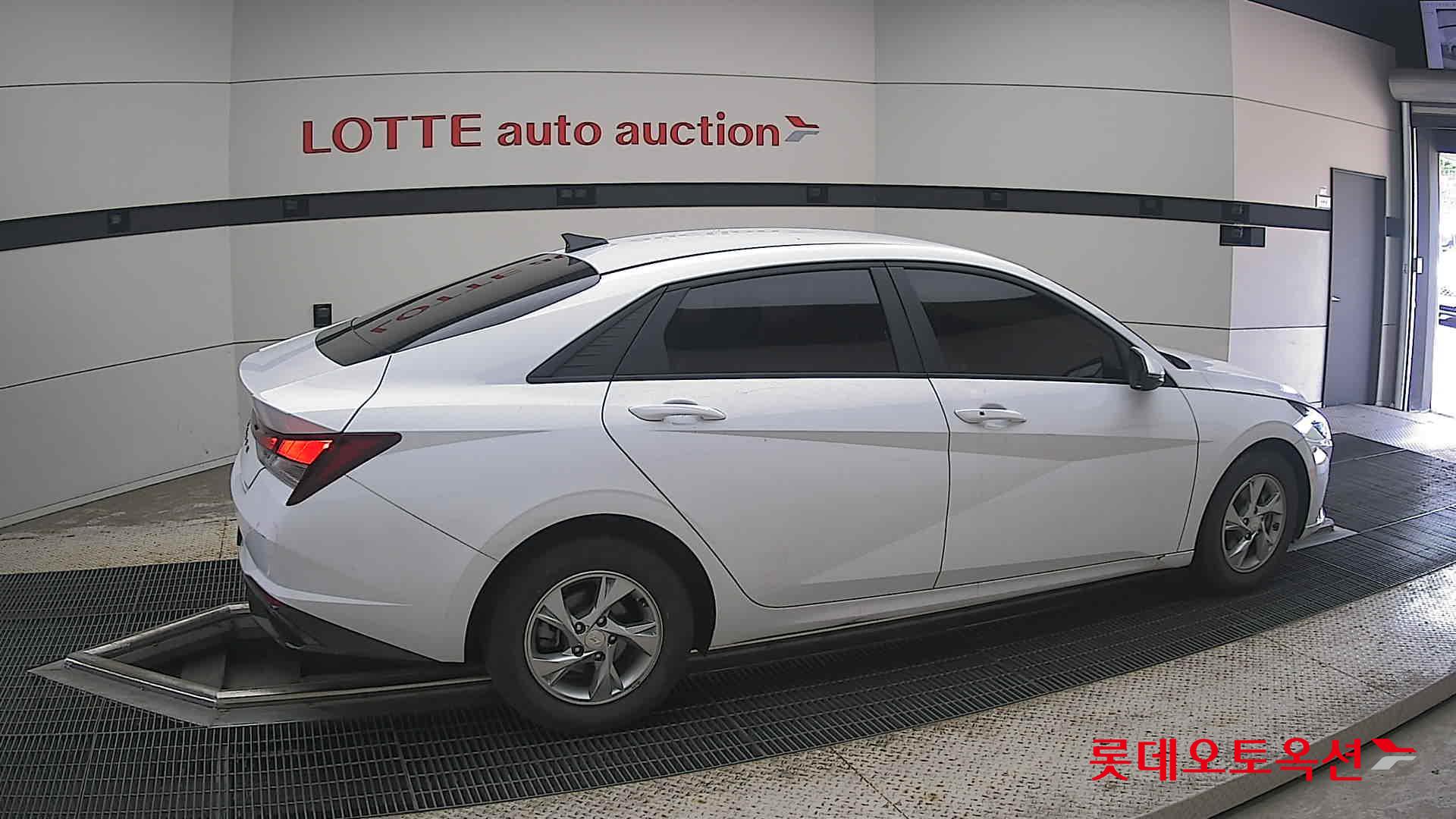 2023 - hyundai avante