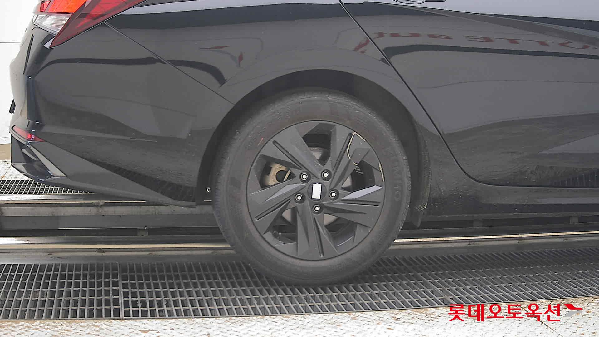 2023 - hyundai avante