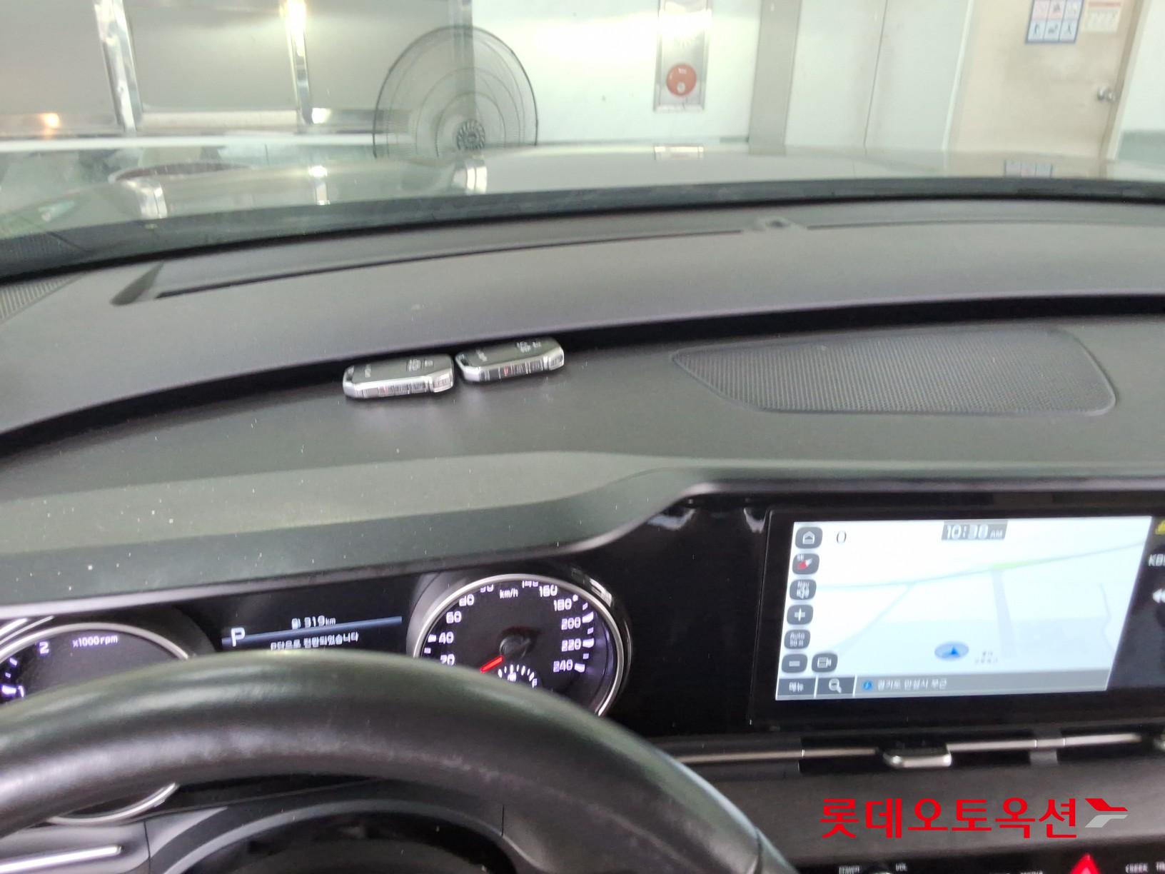 2023 - kia carnival
