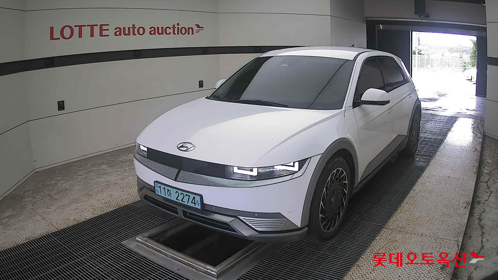 2023 - hyundai ioniq