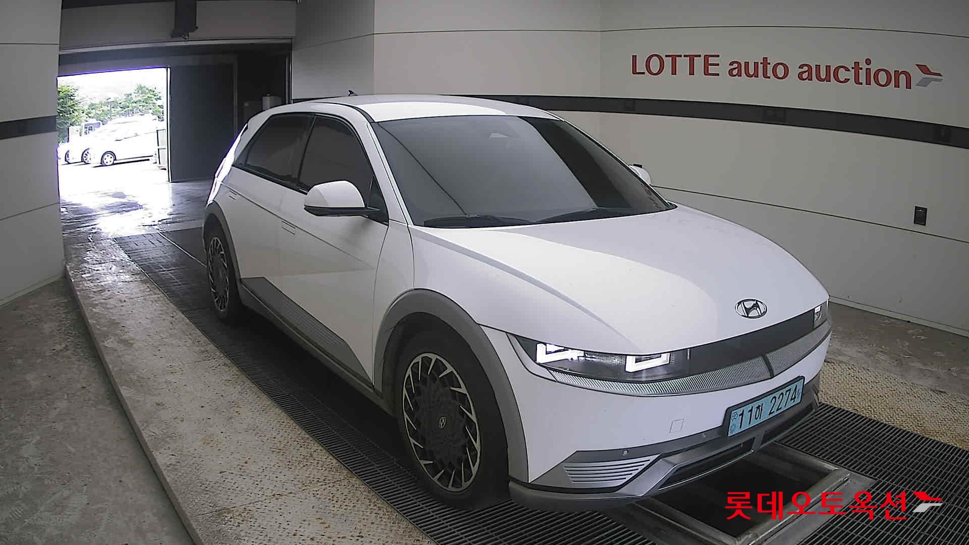 2023 - hyundai ioniq