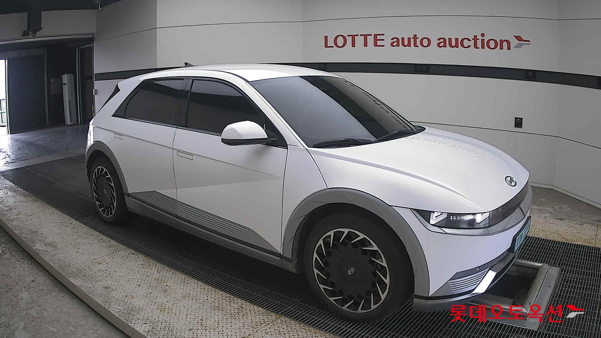 2023 - hyundai ioniq