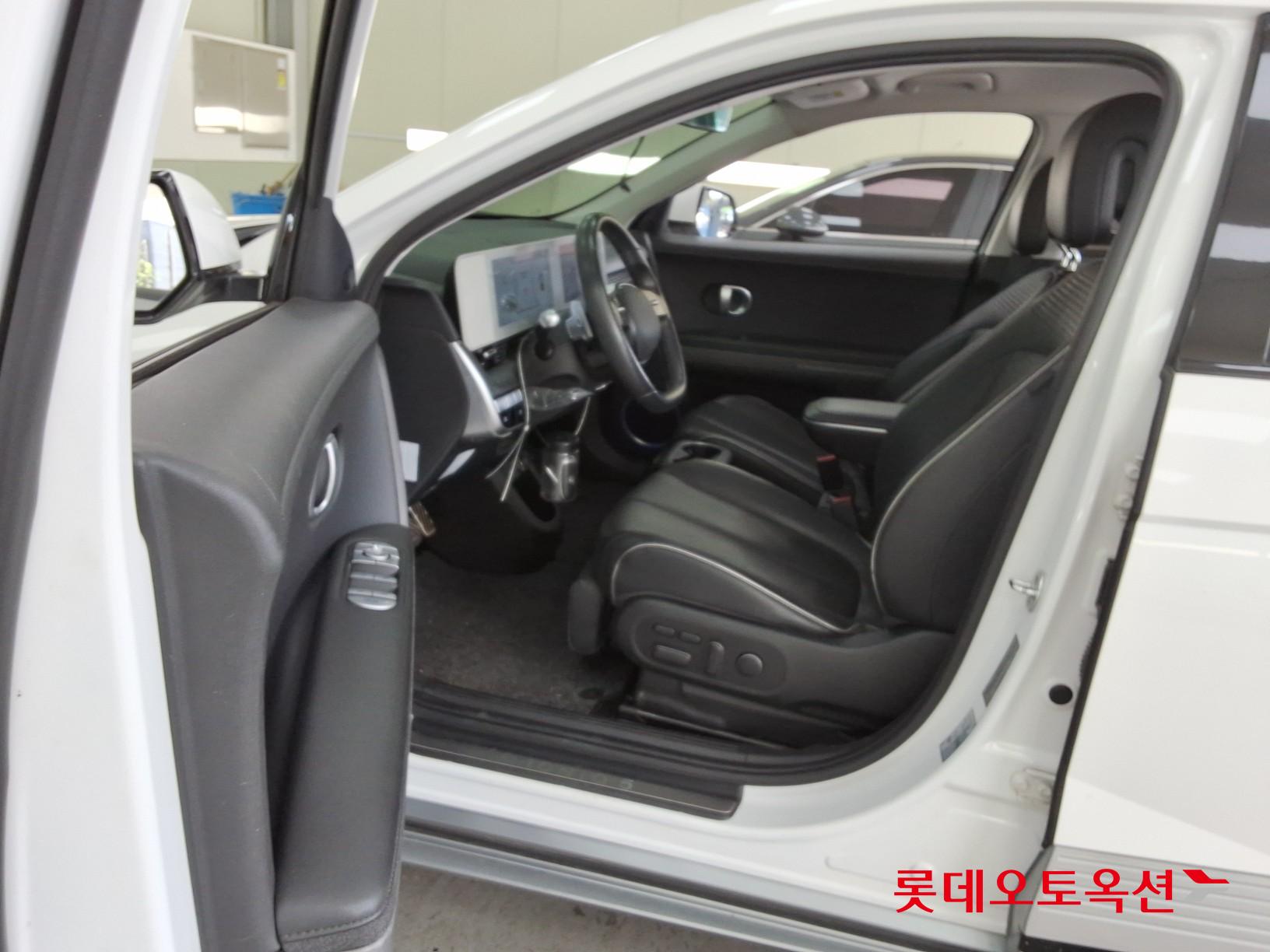 2023 - hyundai ioniq