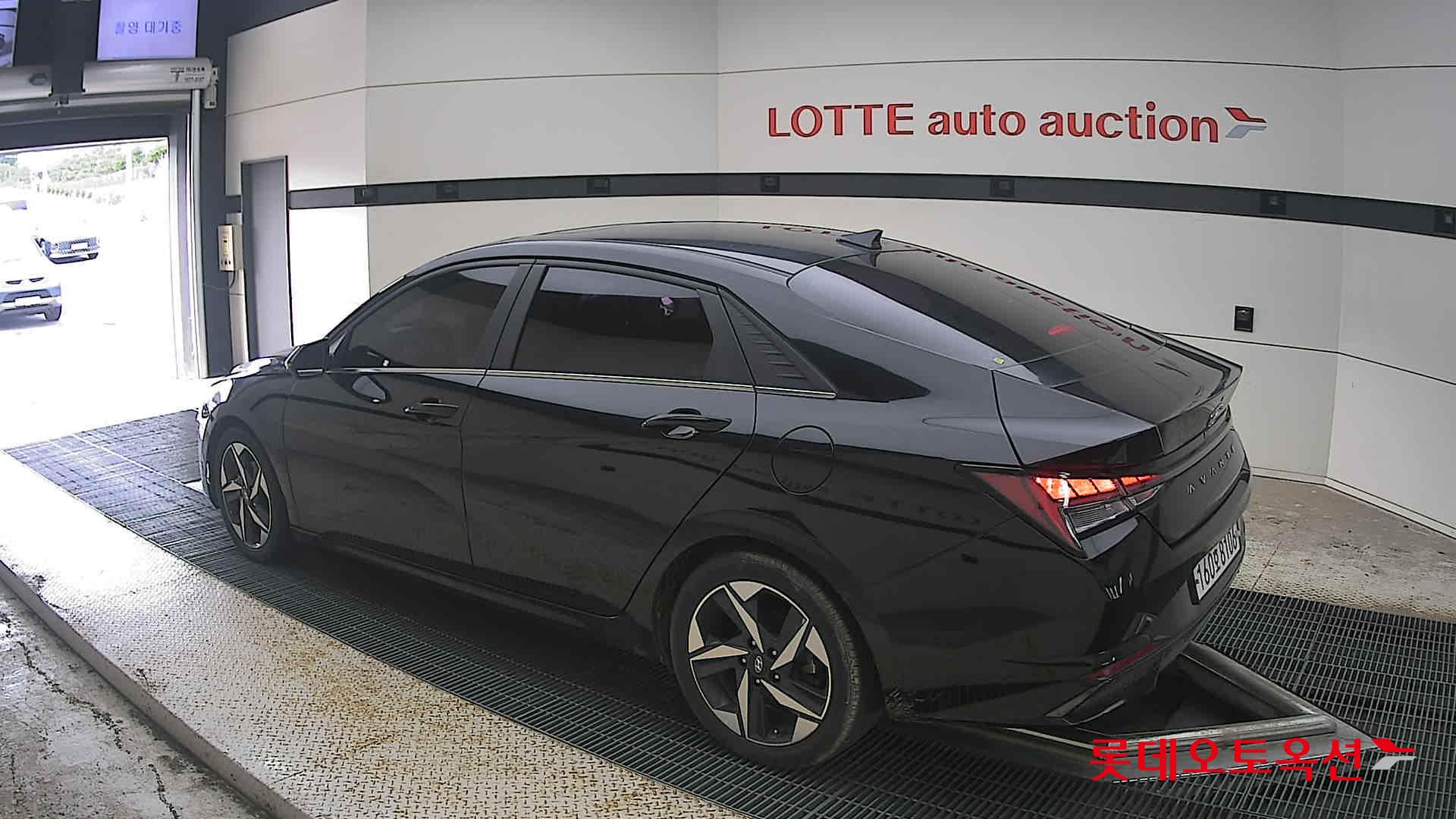 2021 - hyundai avante