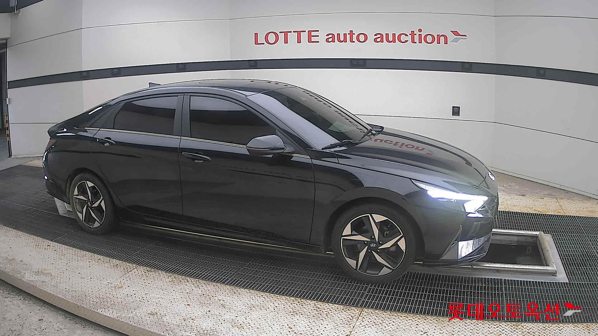 2021 - hyundai avante