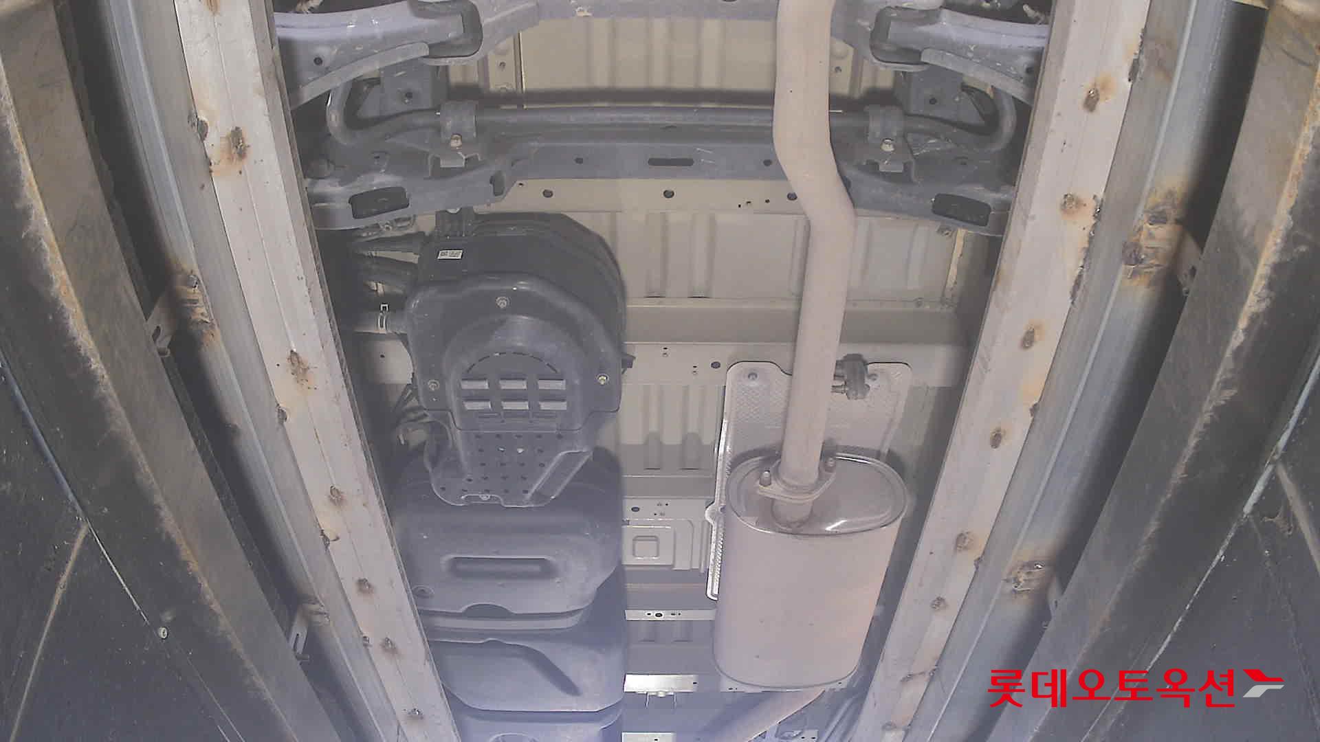 2022 - hyundai staria