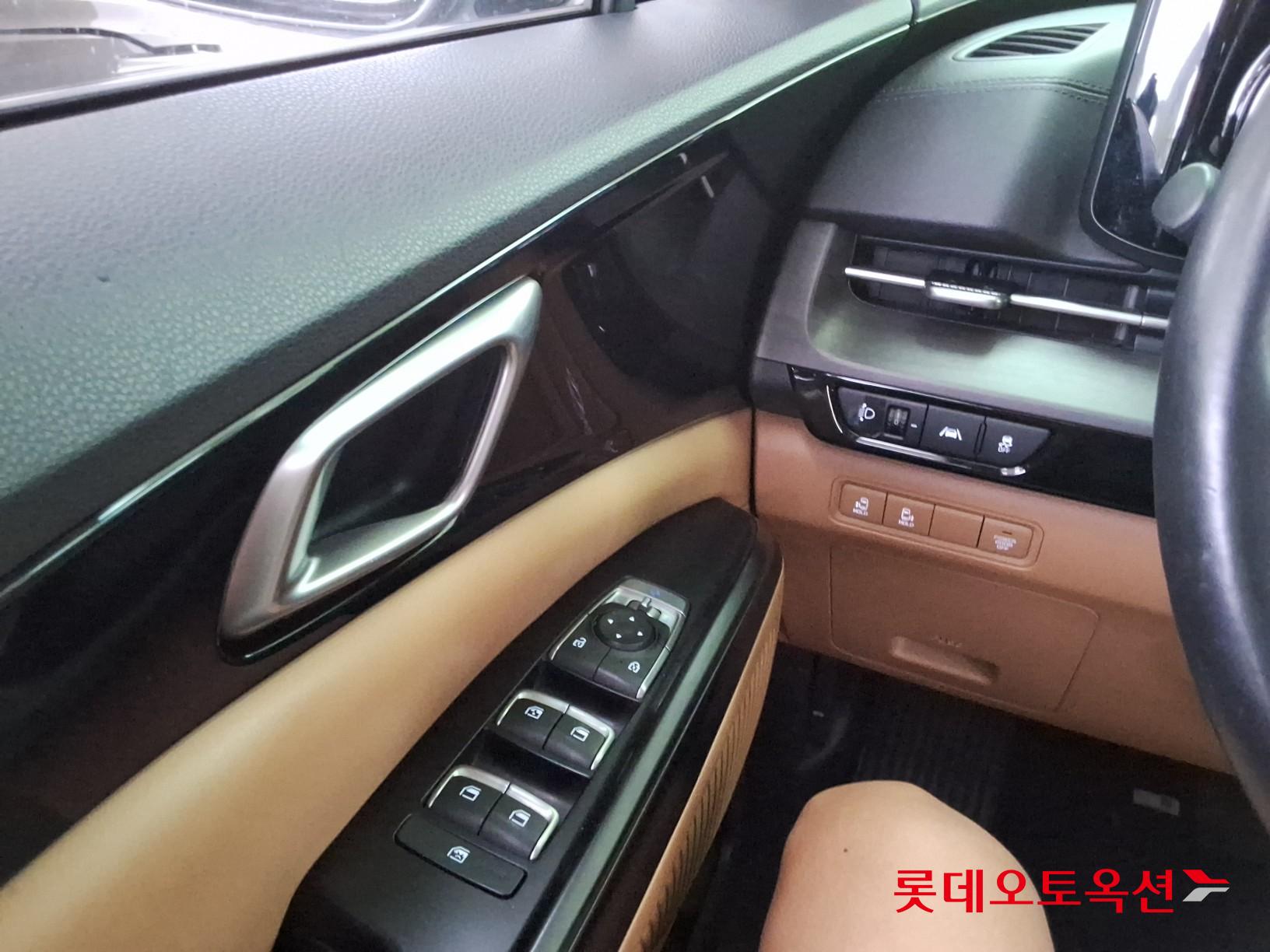 2021 - kia carnival
