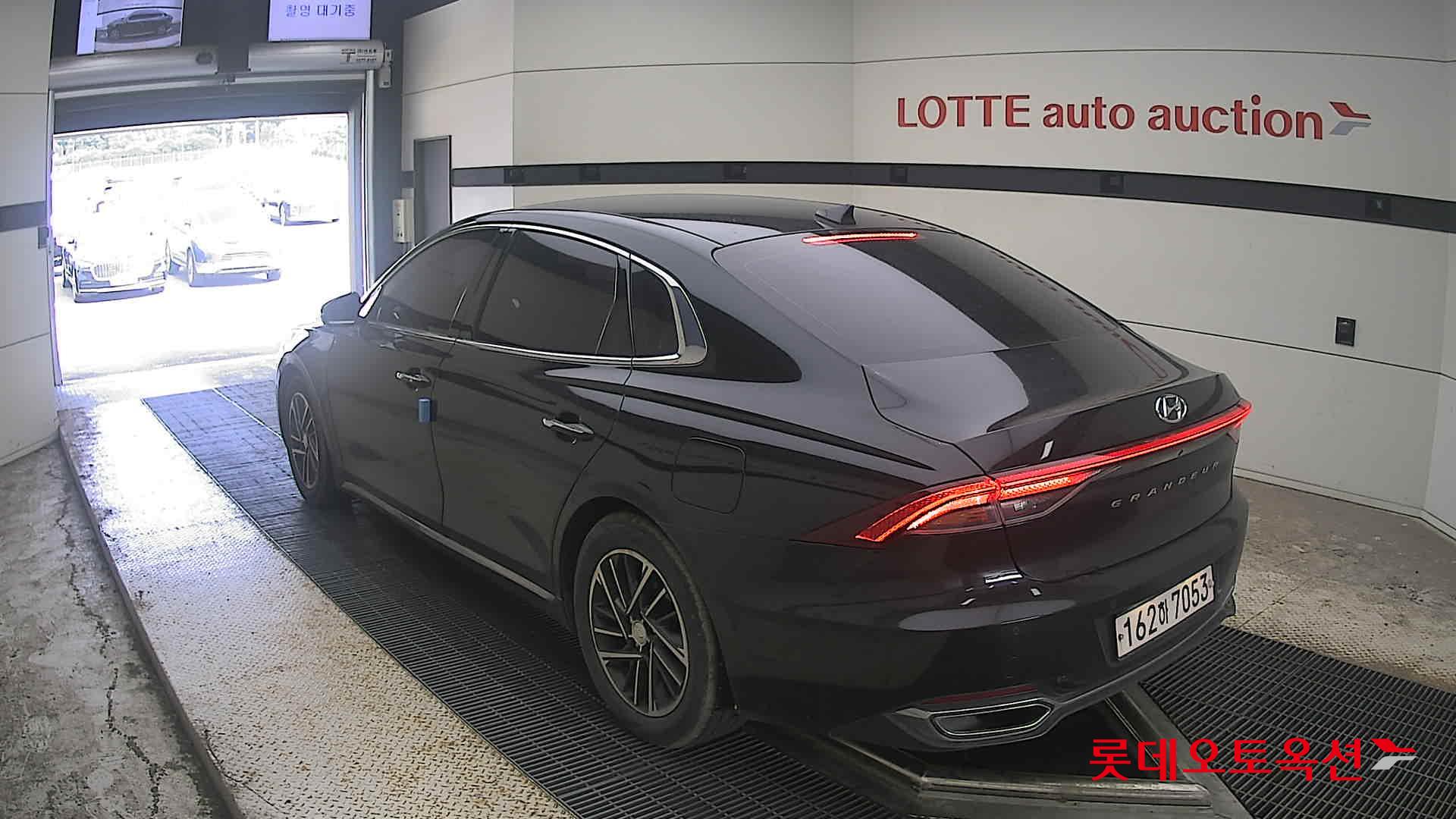 2021 - hyundai grandeur