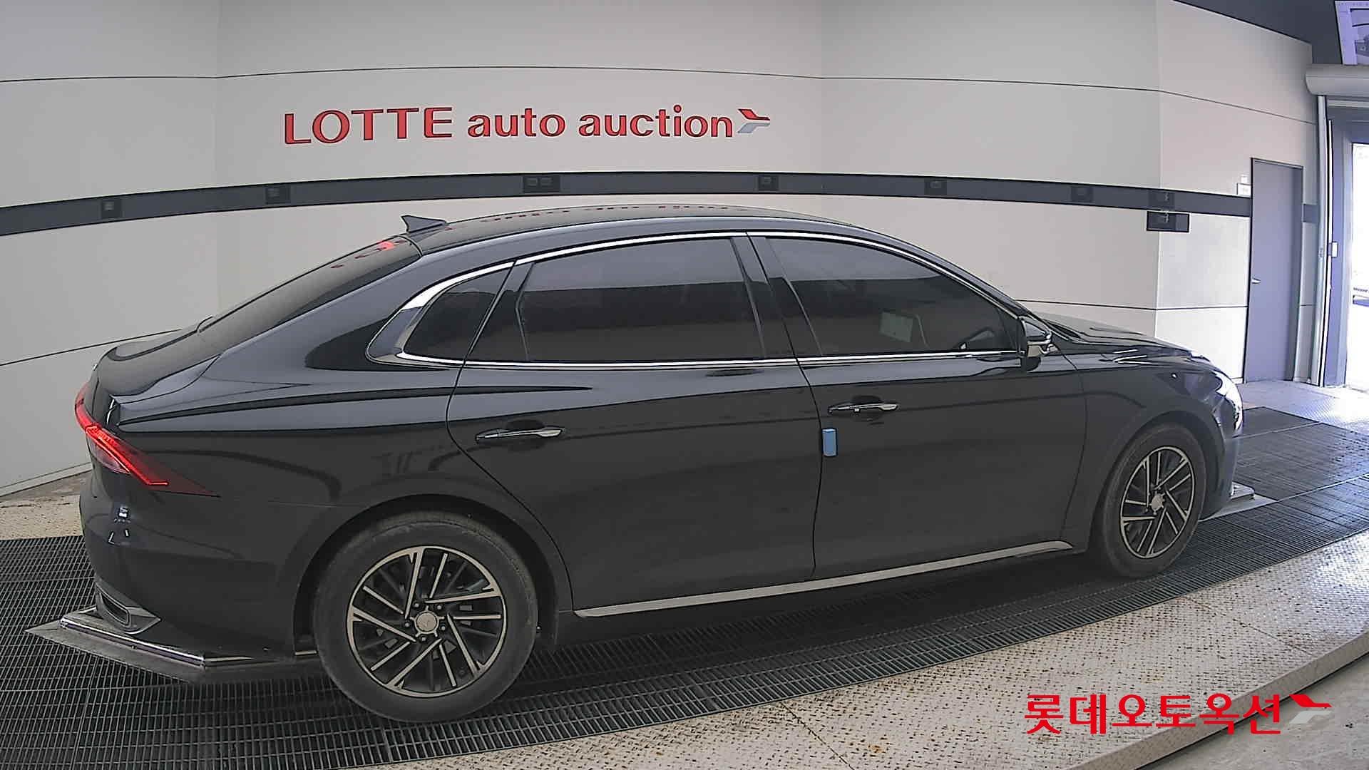 2021 - hyundai grandeur