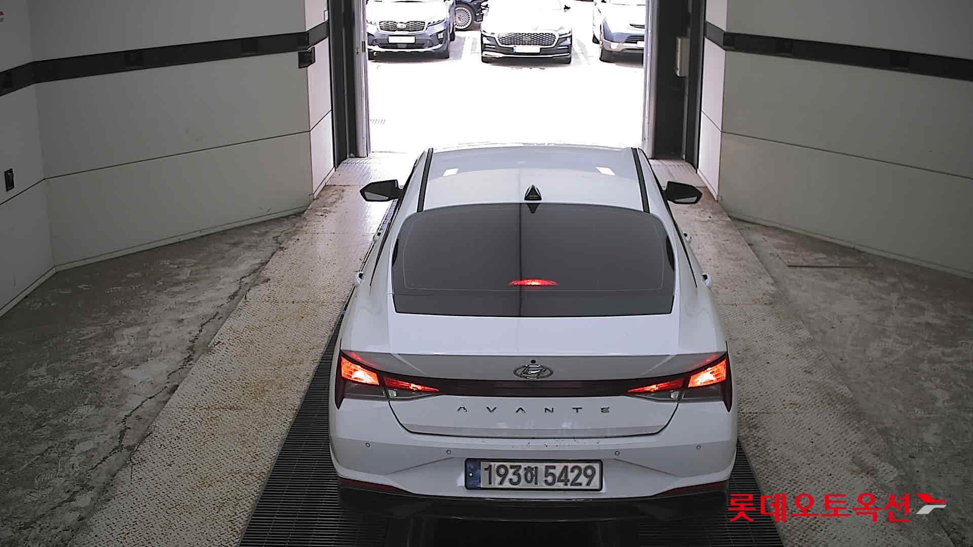 2023 - hyundai avante