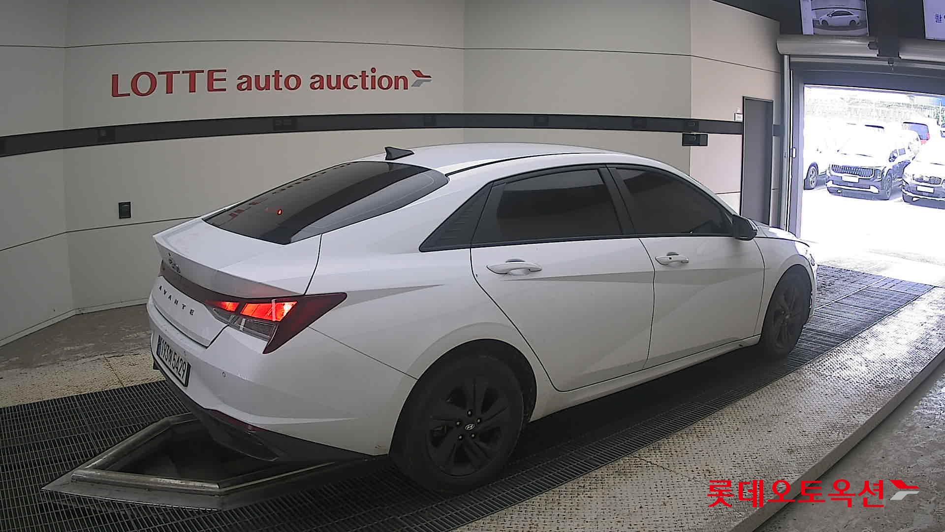 2023 - hyundai avante
