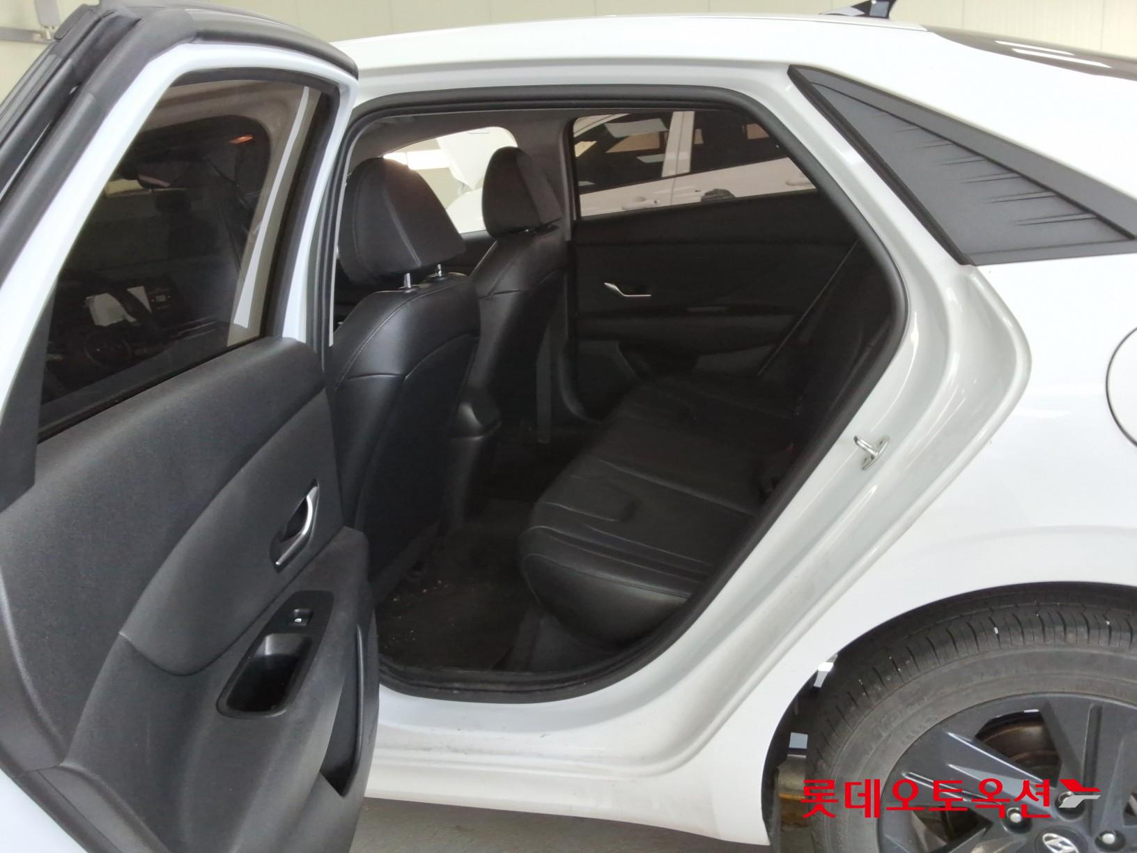 2023 - hyundai avante