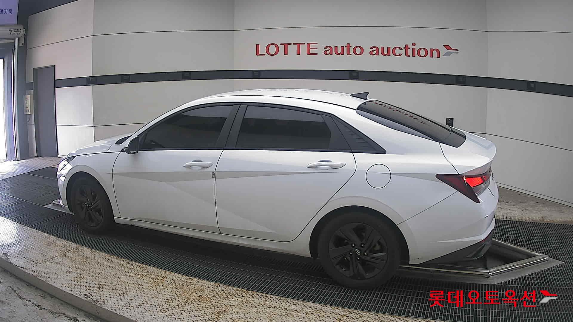 2023 - hyundai avante