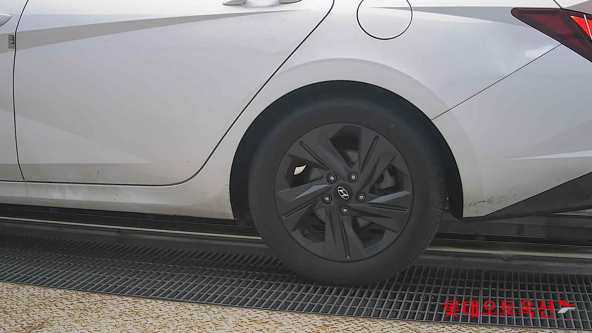 2023 - hyundai avante