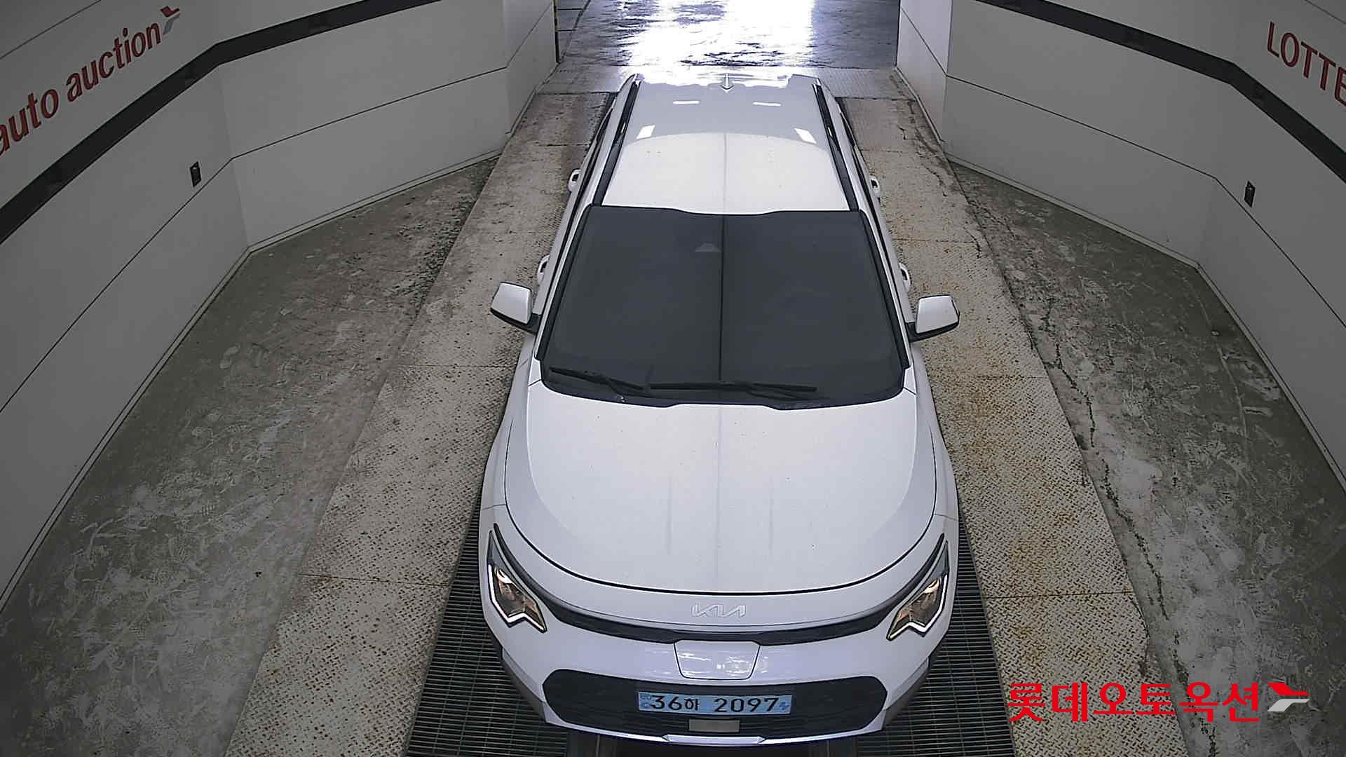 2023 - kia niro