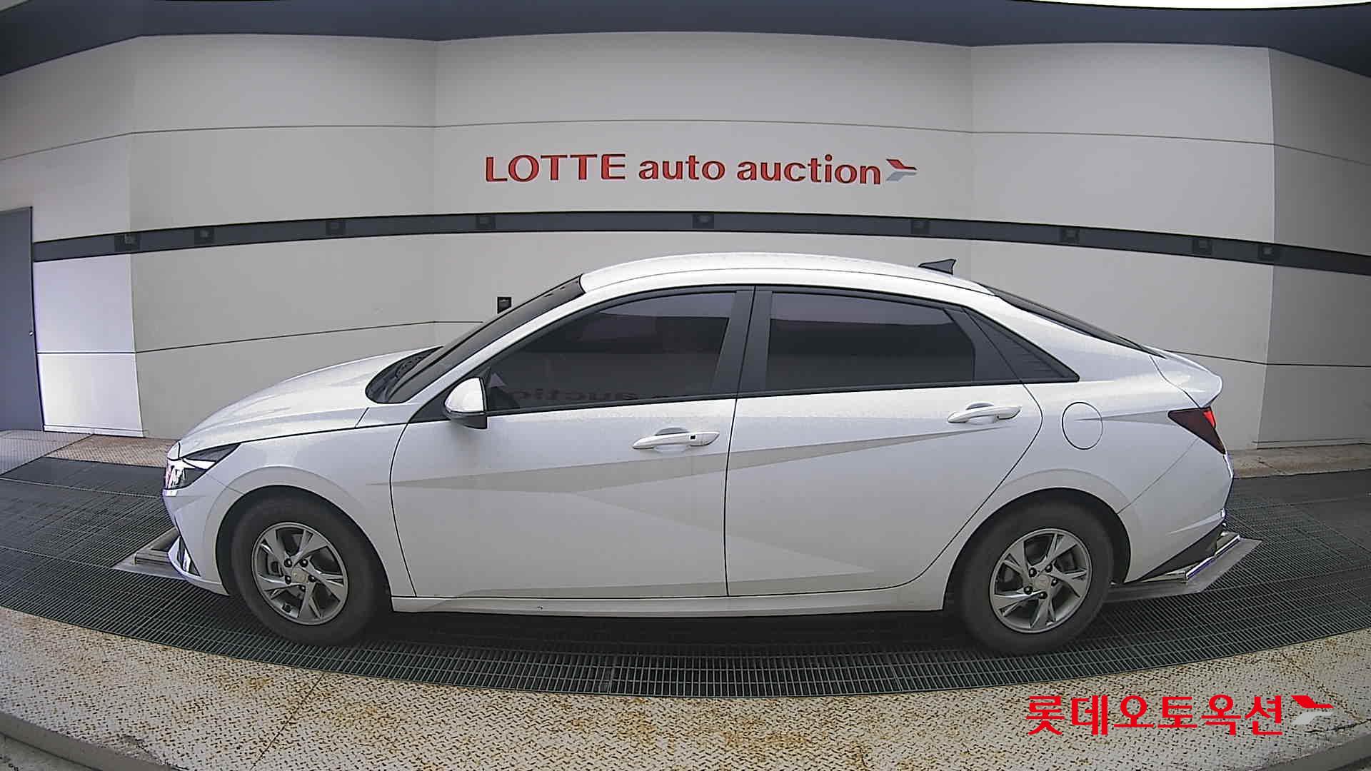 2021 - hyundai avante