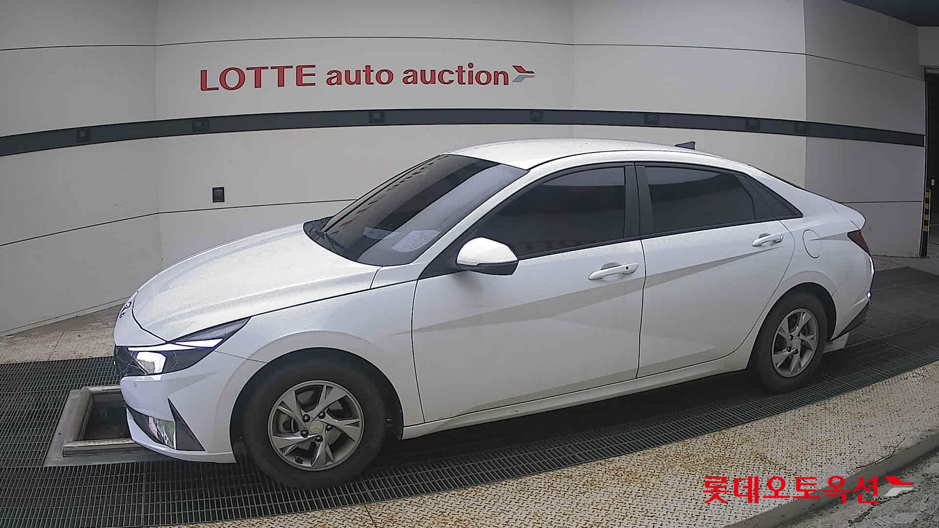 2021 - hyundai avante