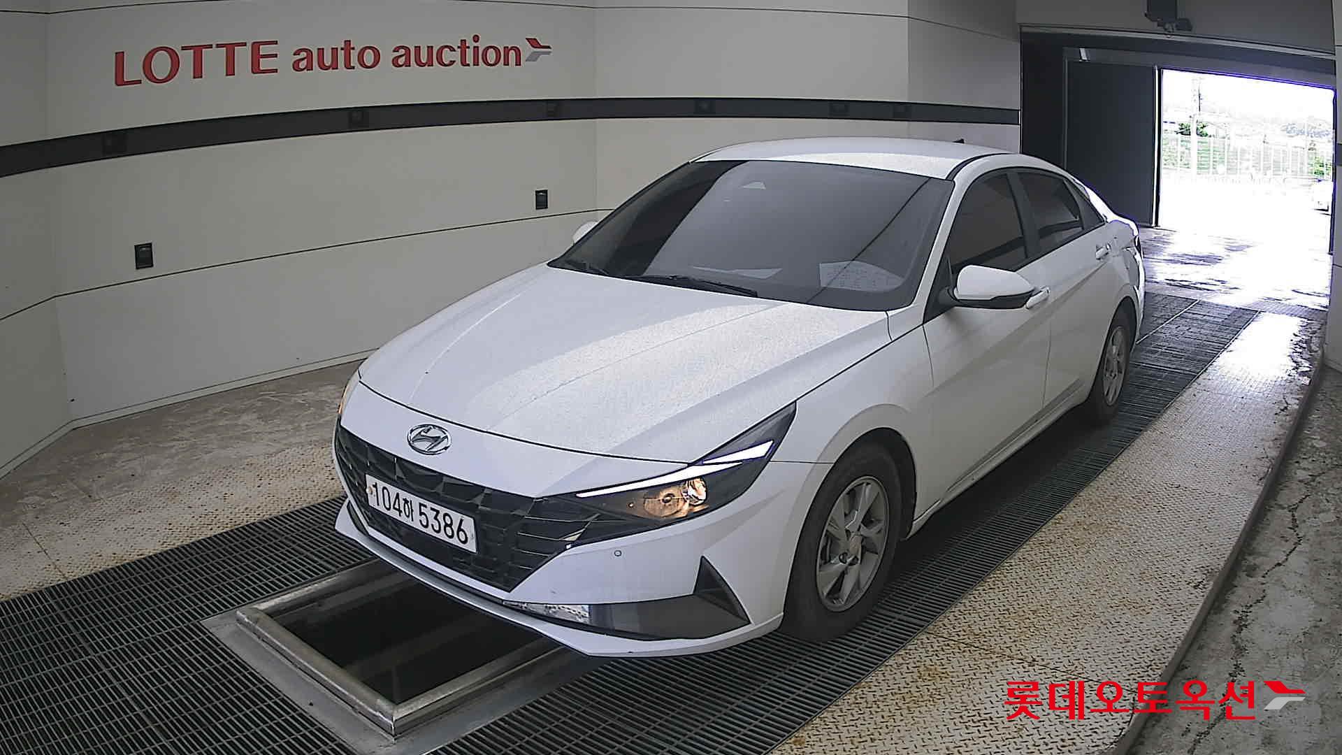 2021 - hyundai avante